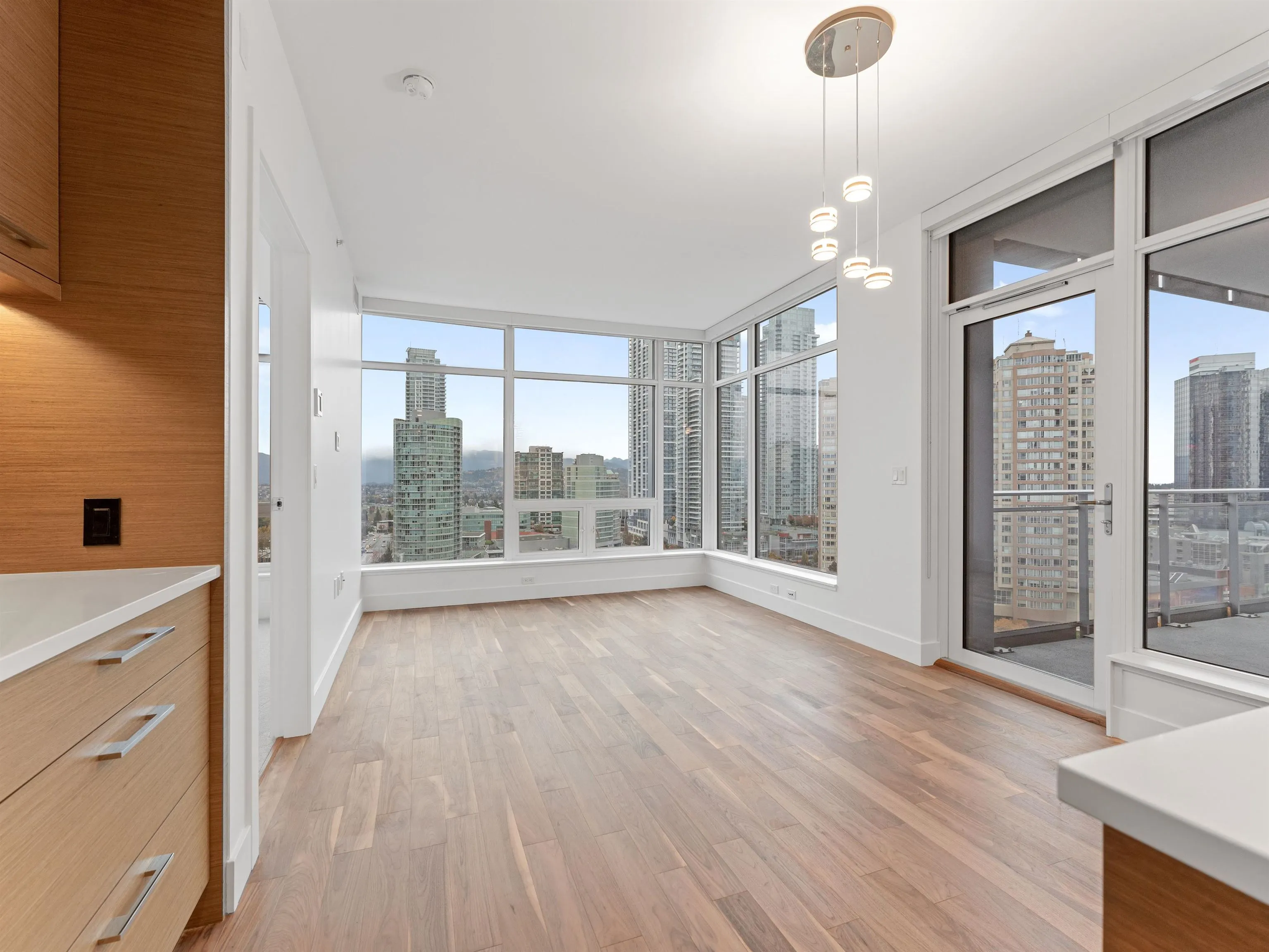 1303 4360 Beresford Street