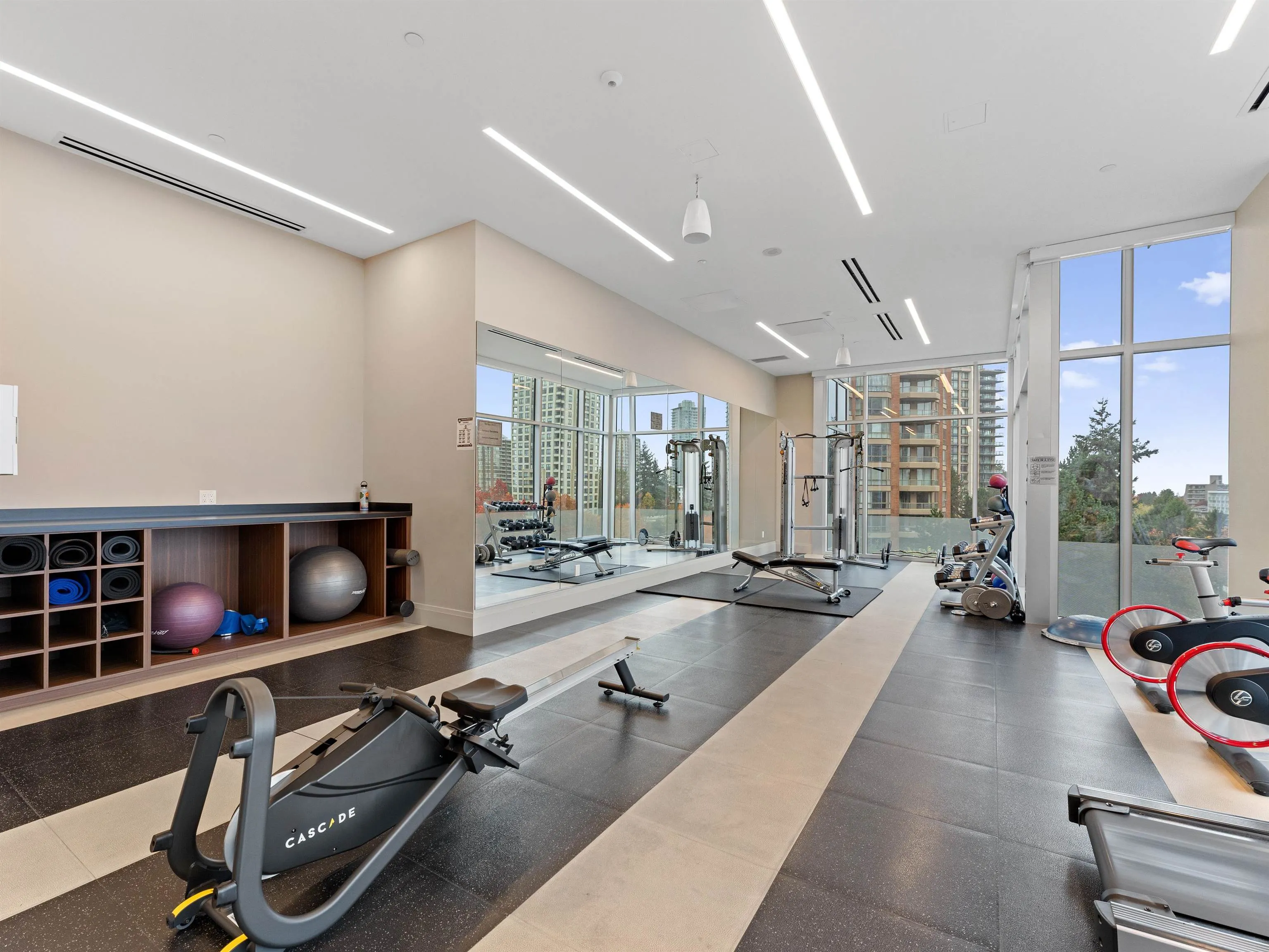 1303 4360 Beresford Street