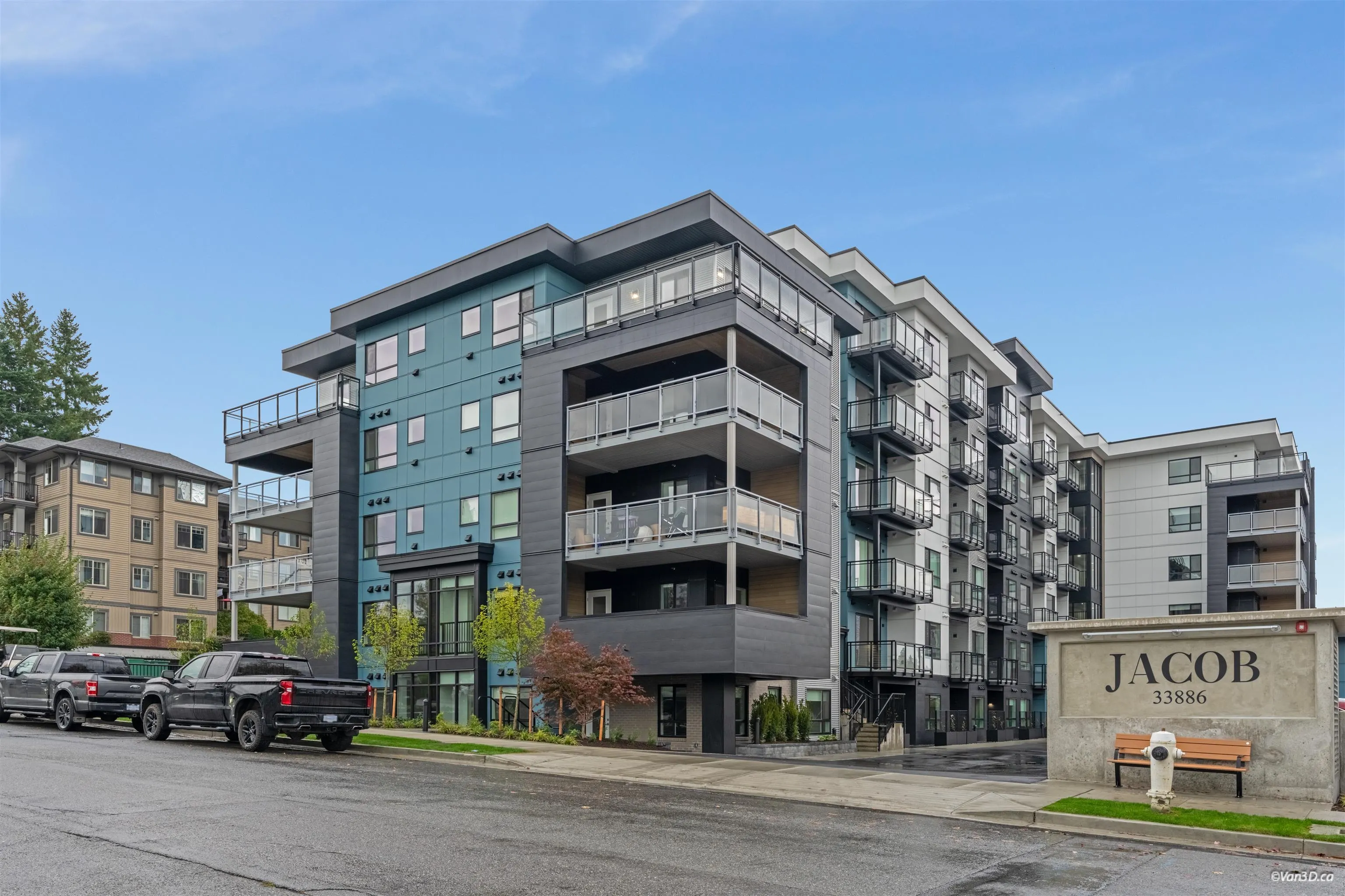 213 33886 Pine Street