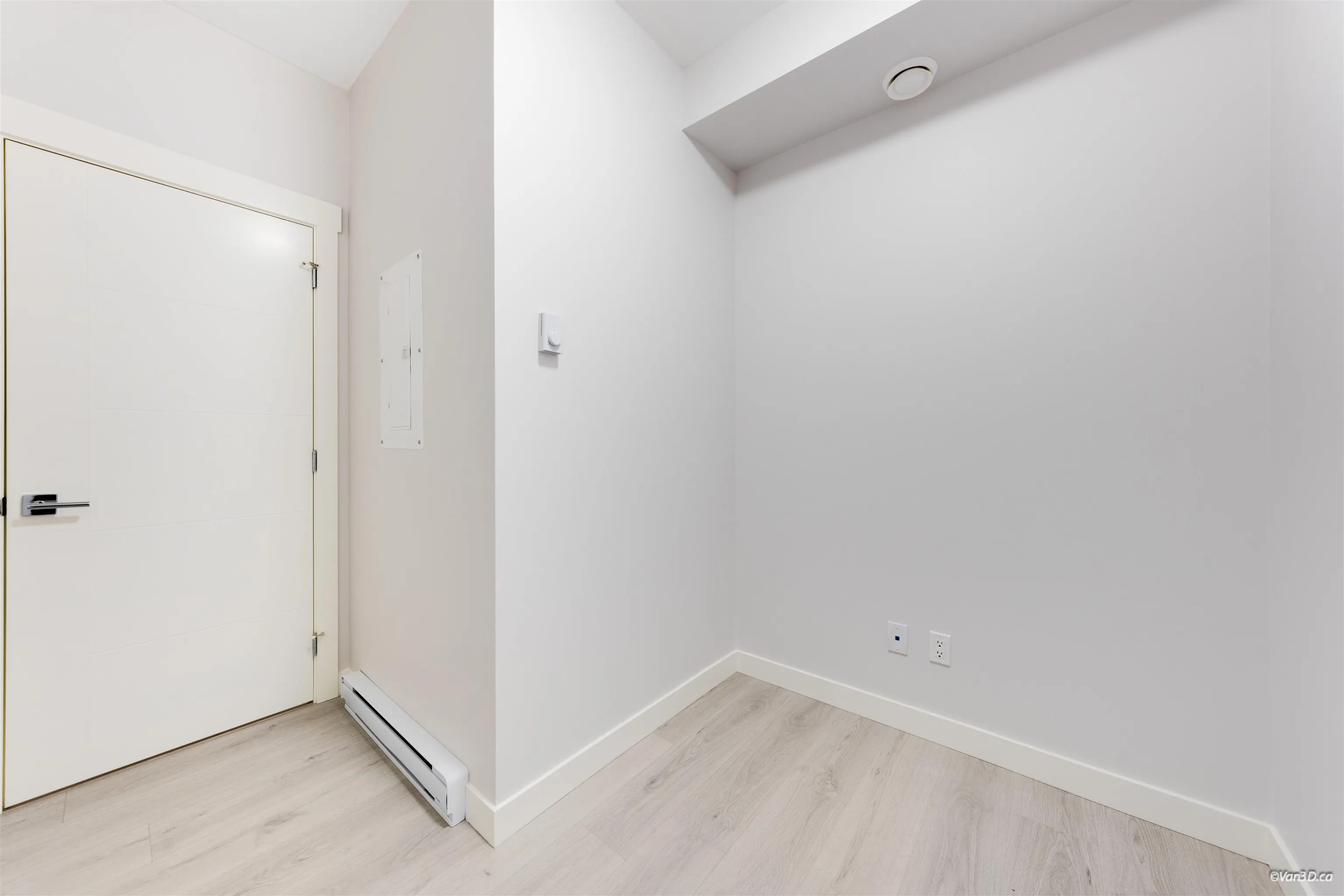 213 33886 Pine Street