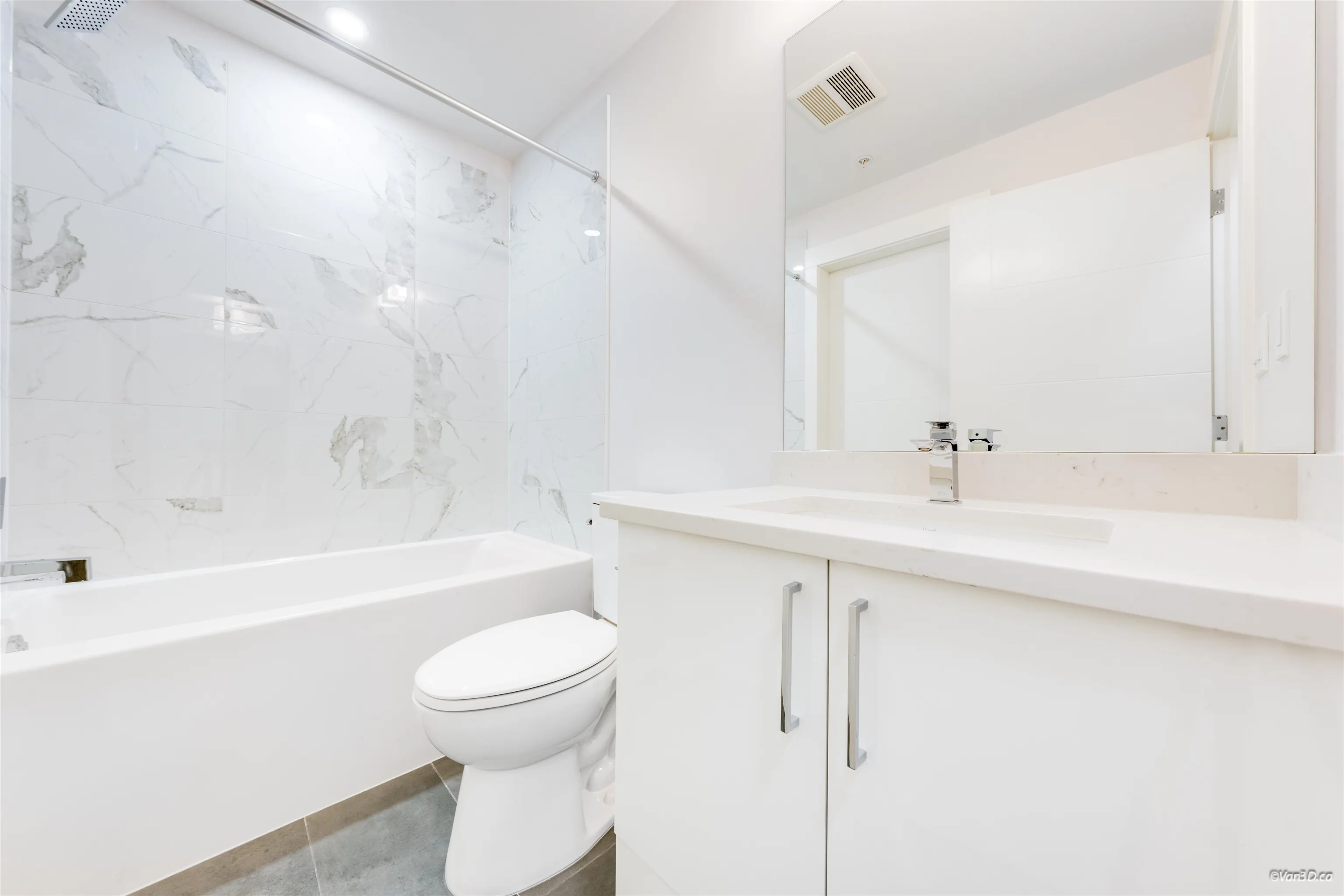 213 33886 Pine Street