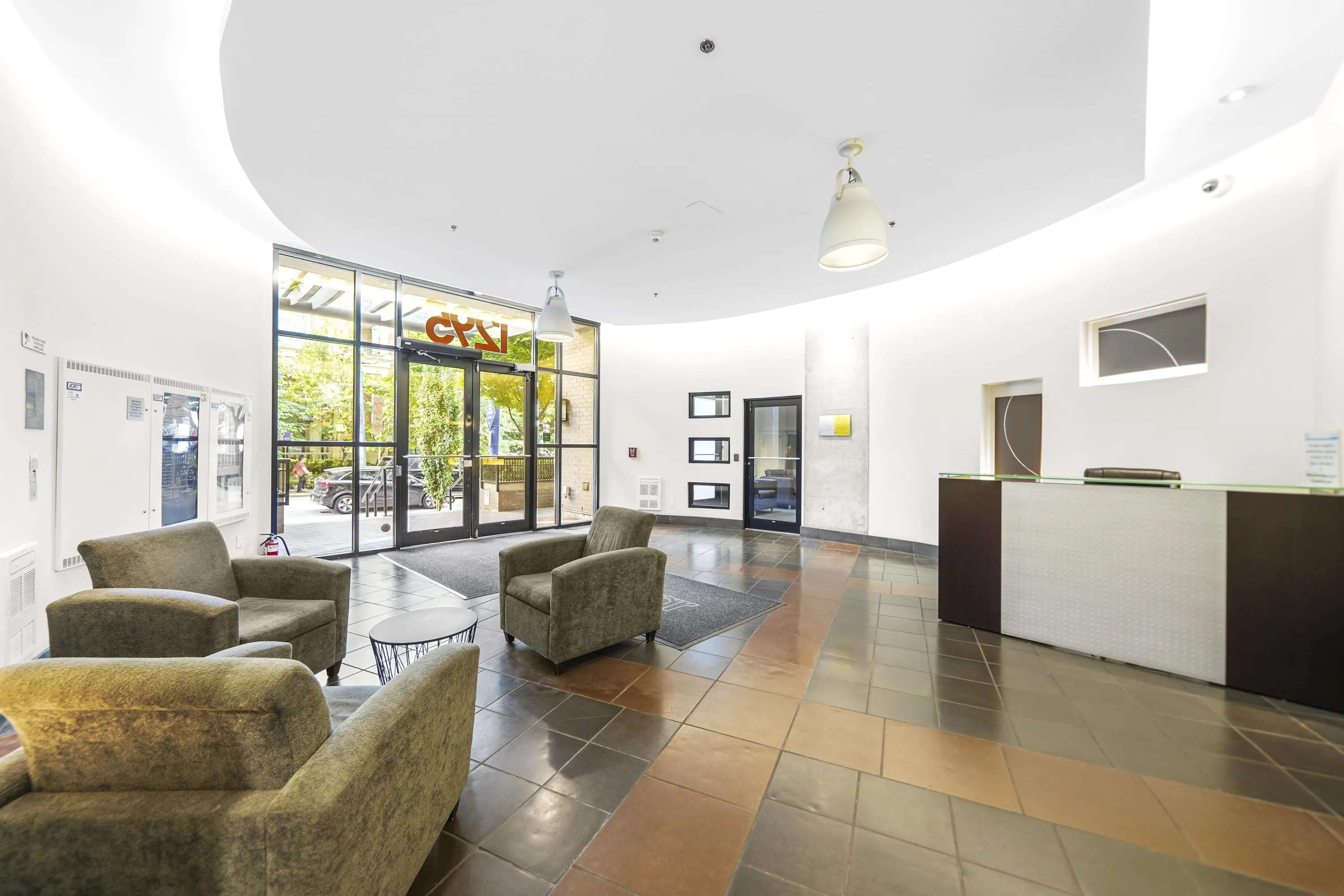 2107 1295 Richards Street