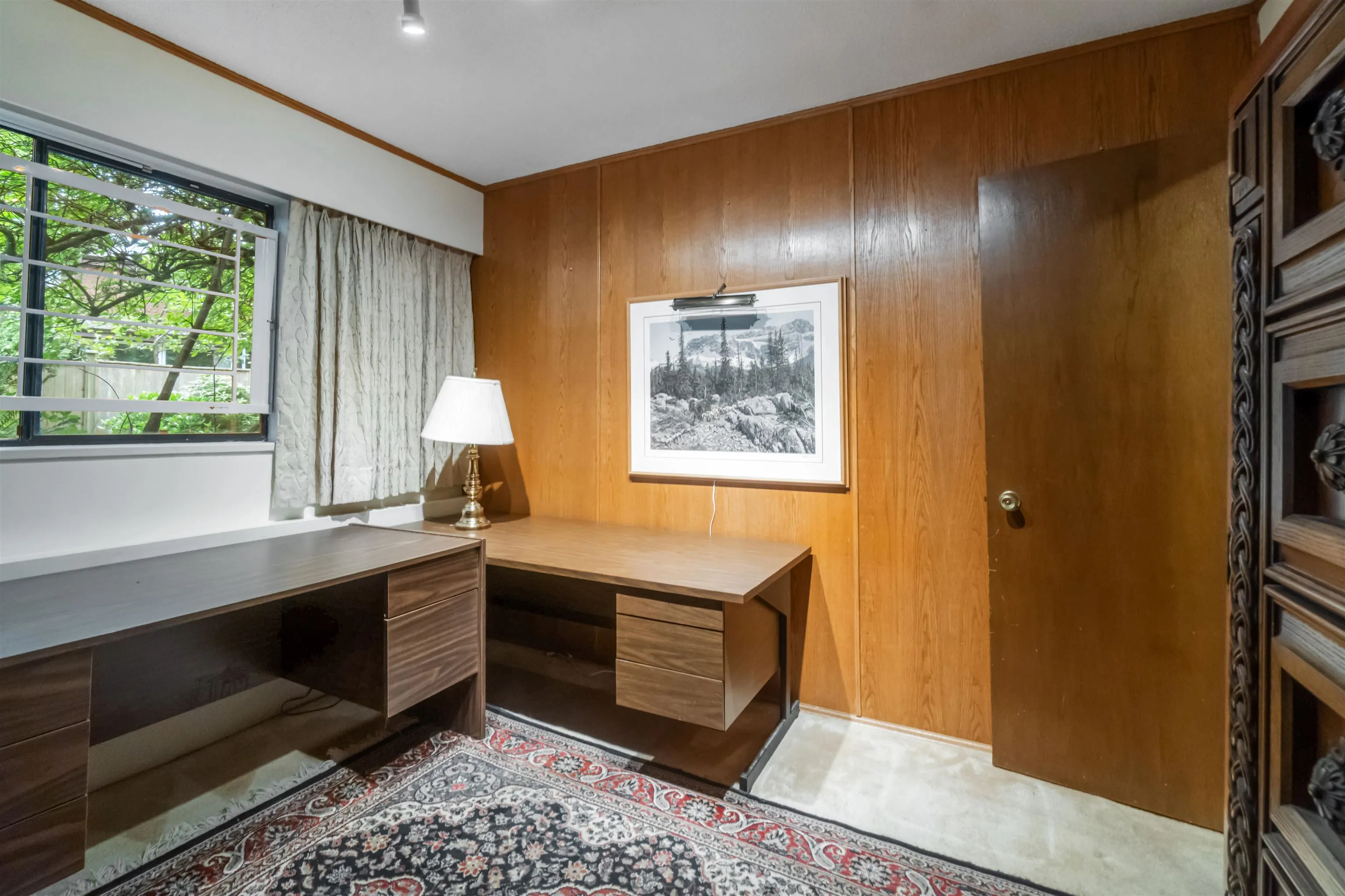 4262 Yuculta Crescent