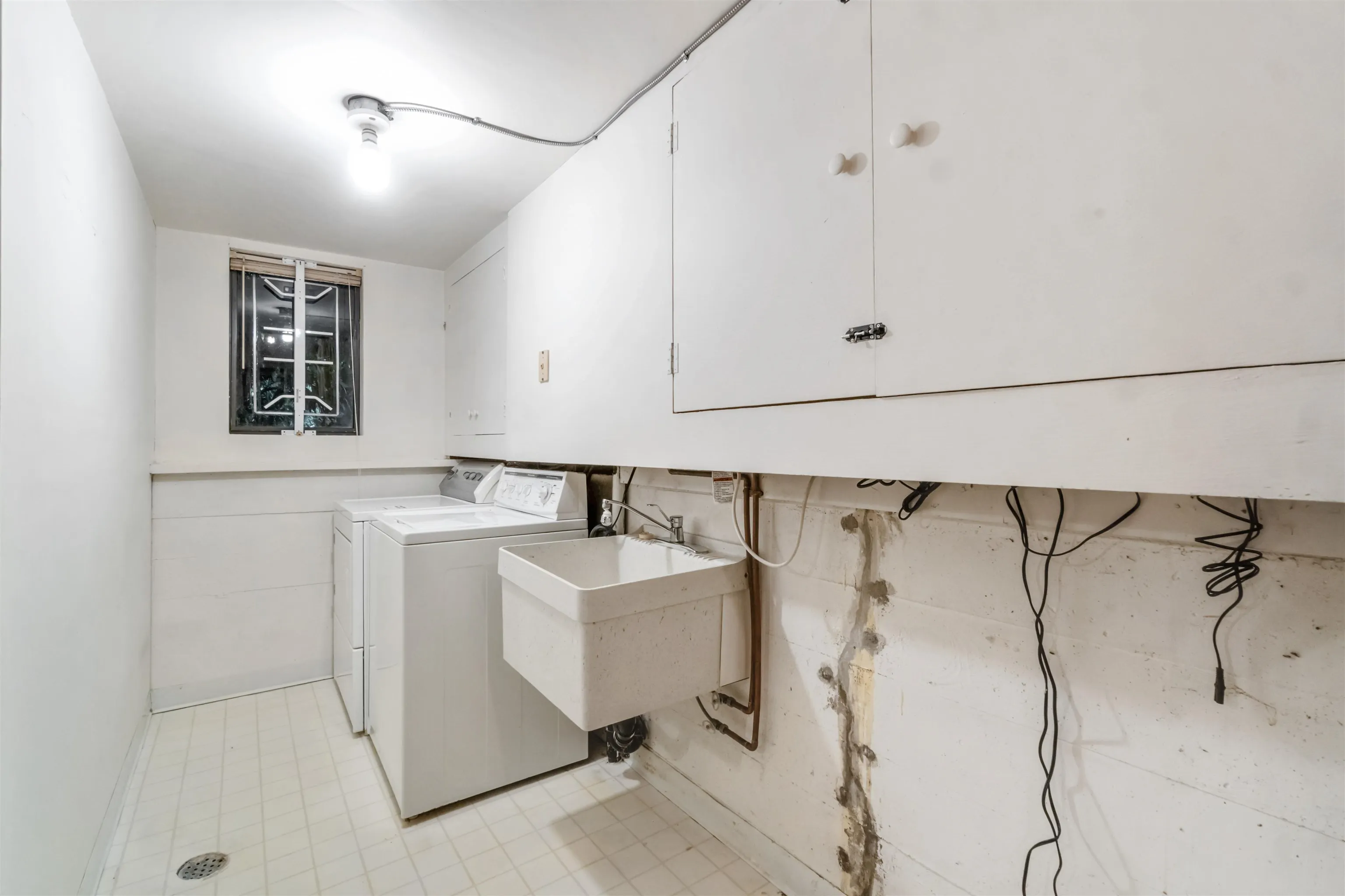 4262 Yuculta Crescent