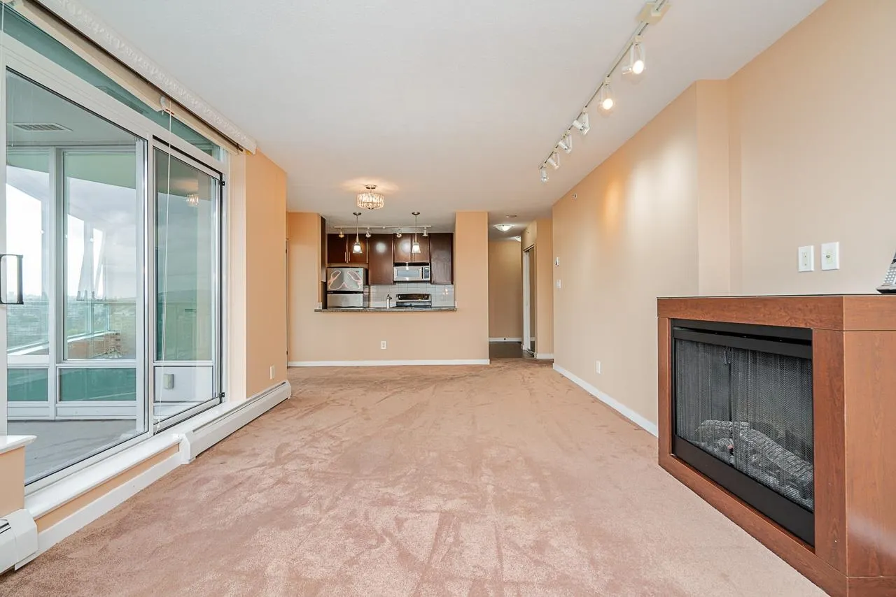 2608 58 Keefer Place