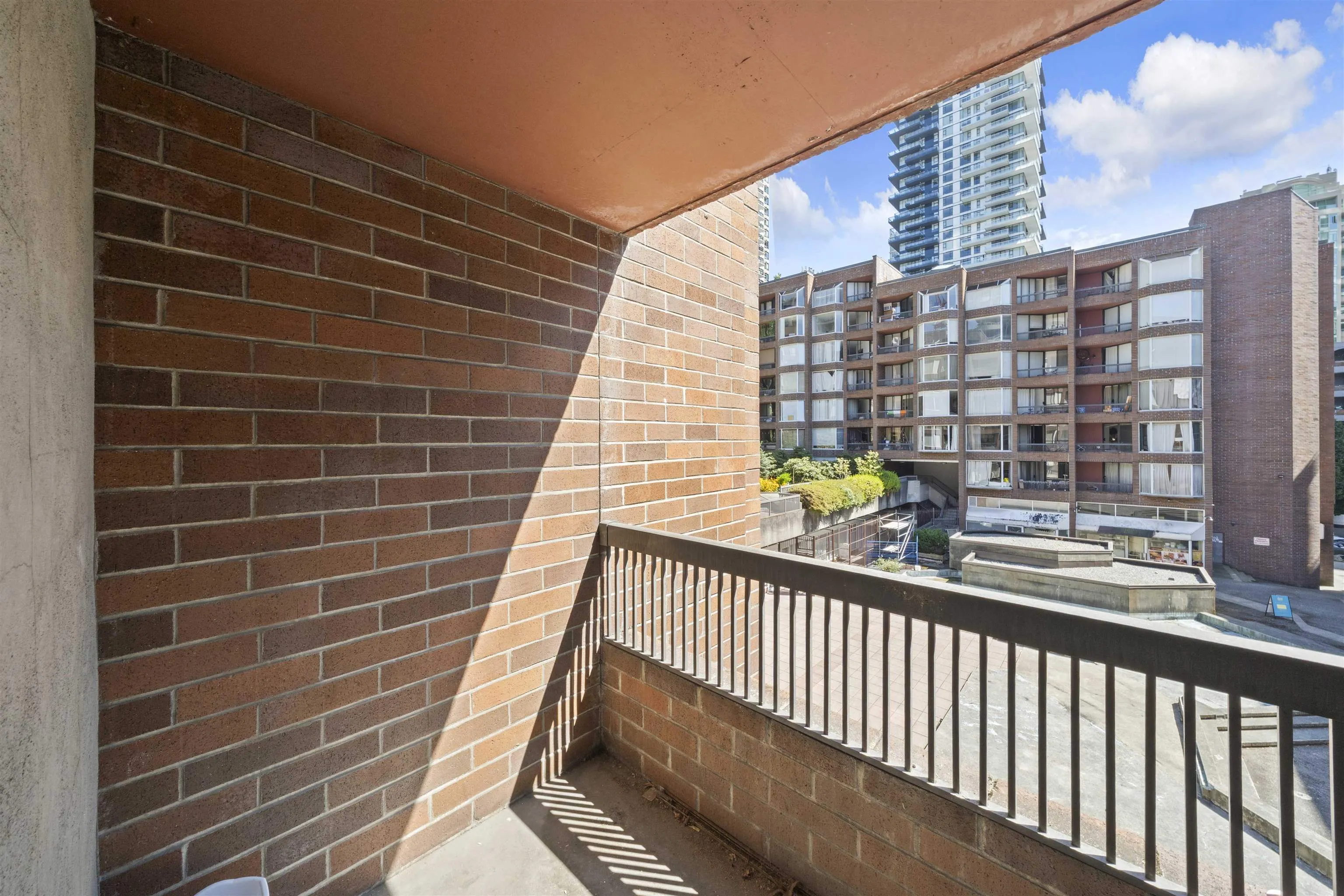 313 1330 Burrard Street