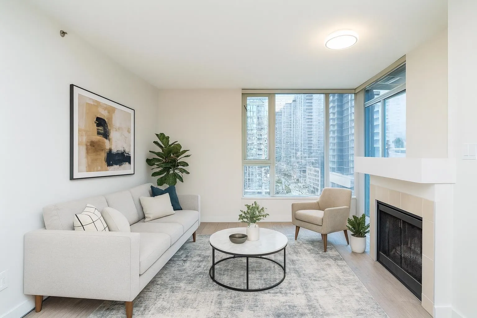 610 1178 Heffley Crescent