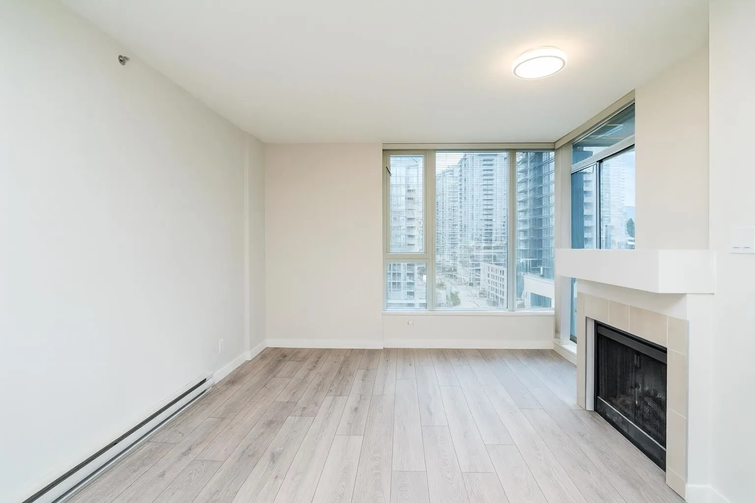 610 1178 Heffley Crescent