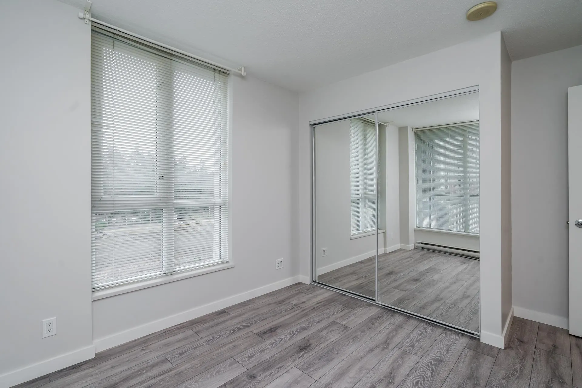 610 1178 Heffley Crescent