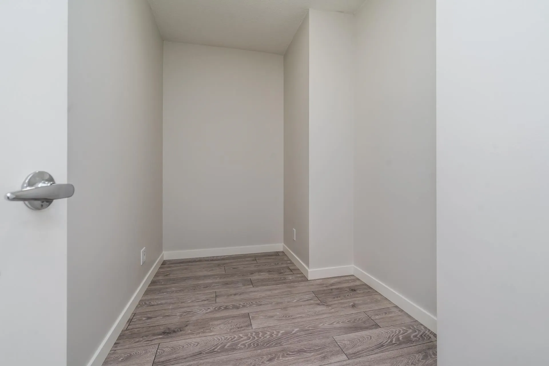 610 1178 Heffley Crescent