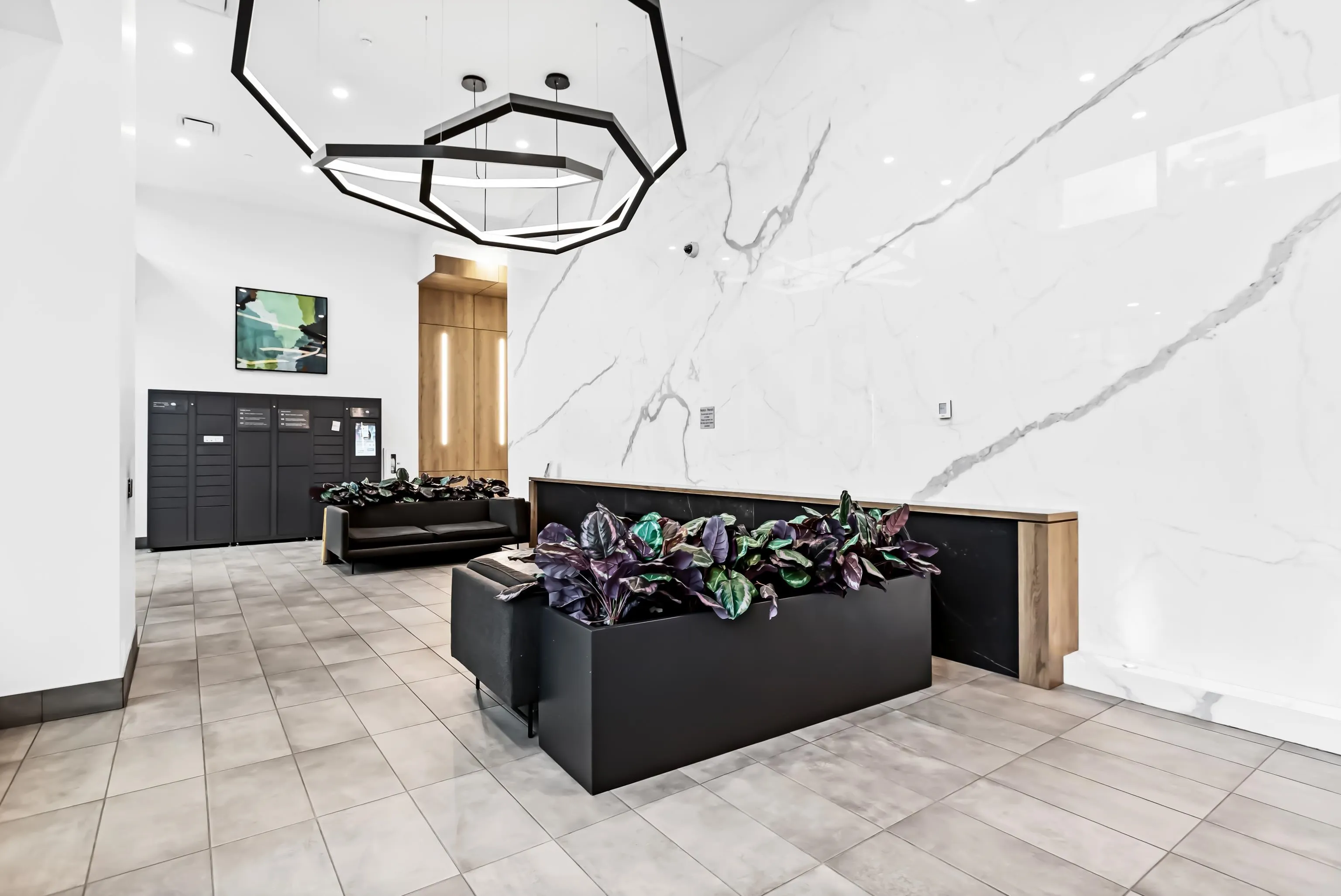 2406 13655 Fraser Highway