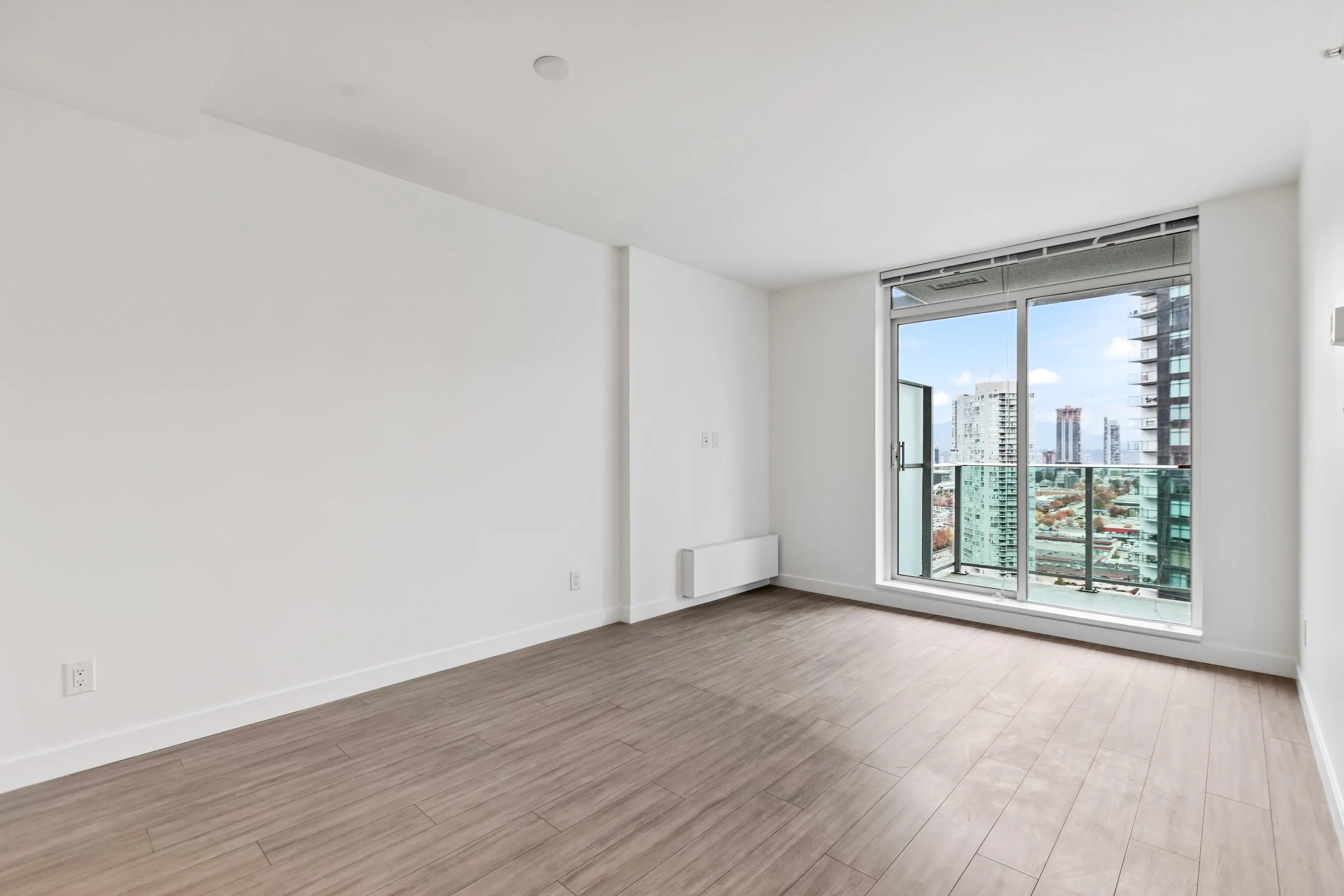 2406 13655 Fraser Highway