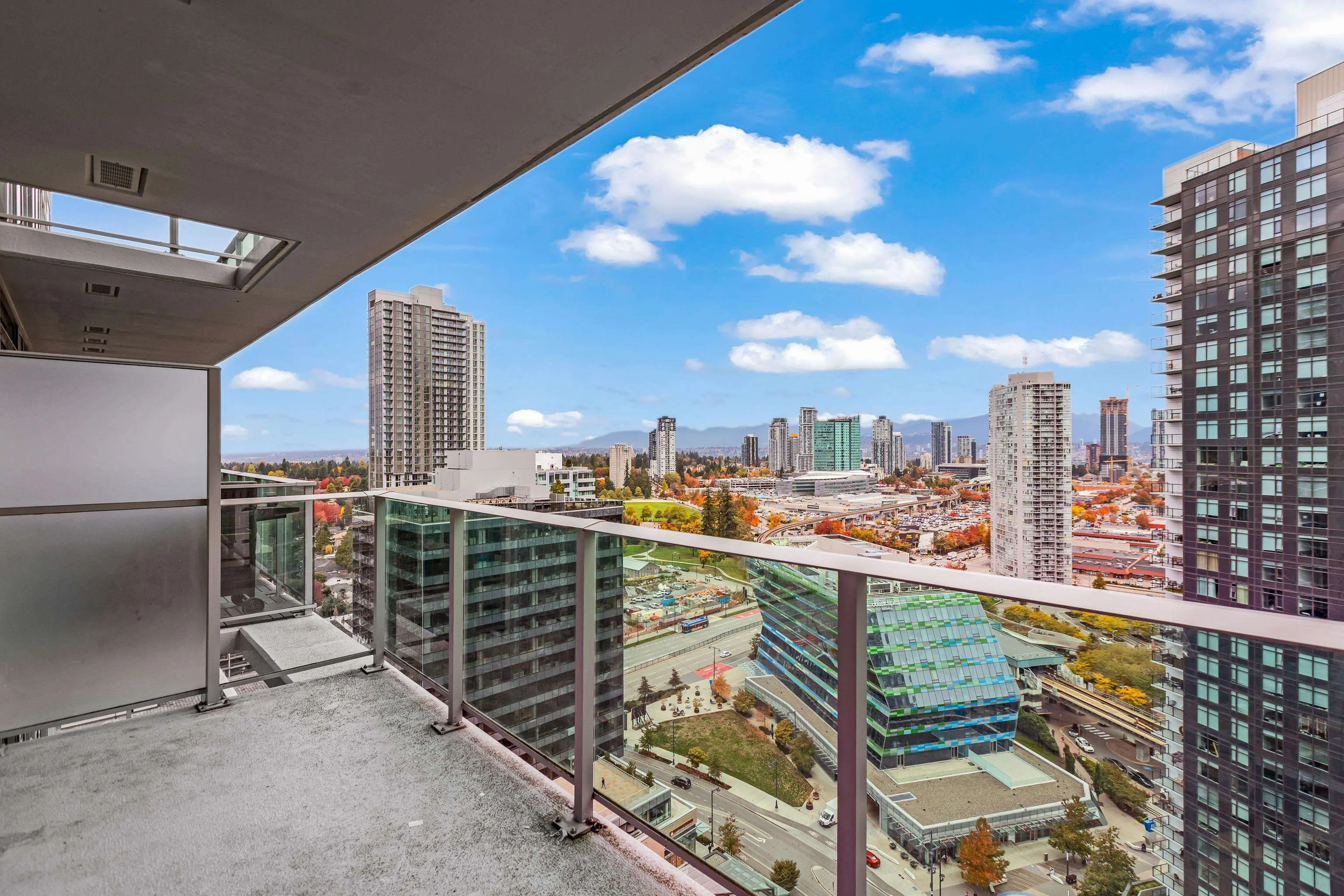 2406 13655 Fraser Highway