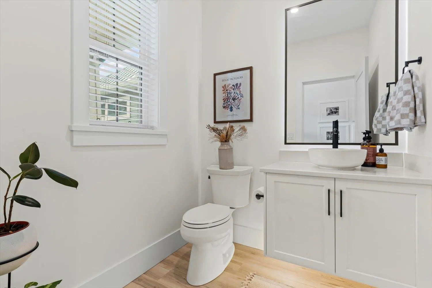 59 46211 Promontory Road