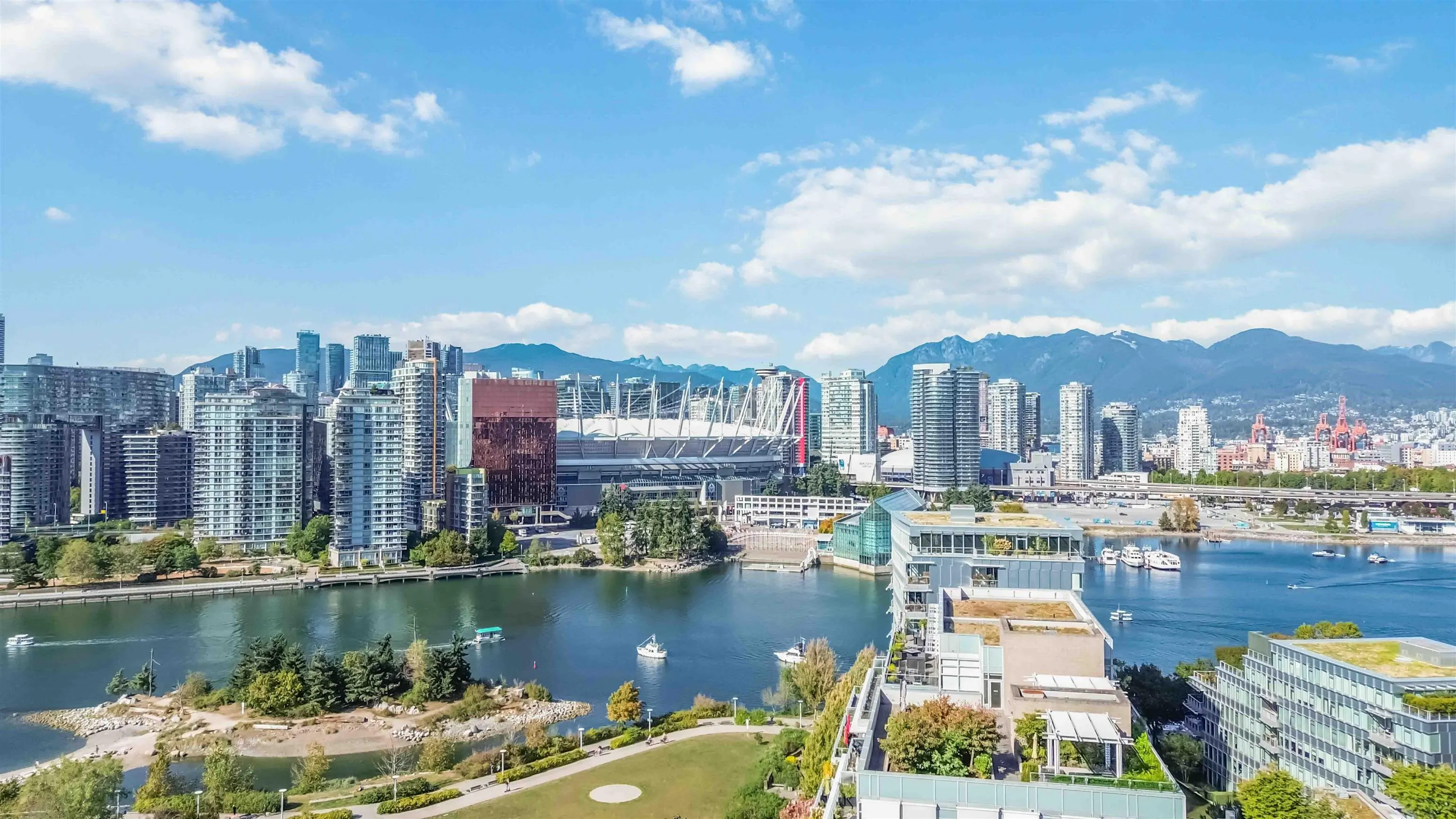 1402 181 W 1st Avenue