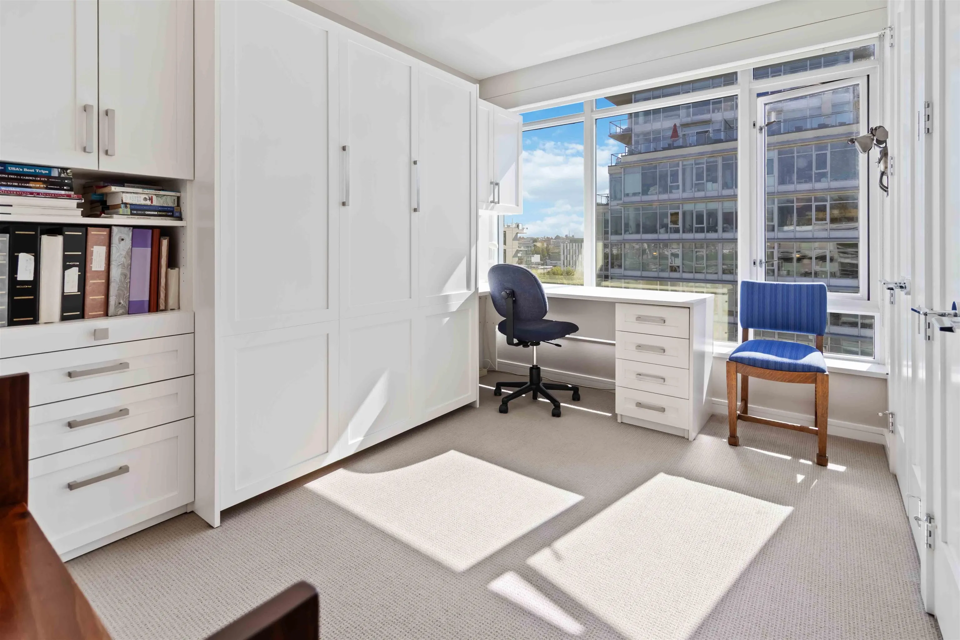 1402 181 W 1st Avenue