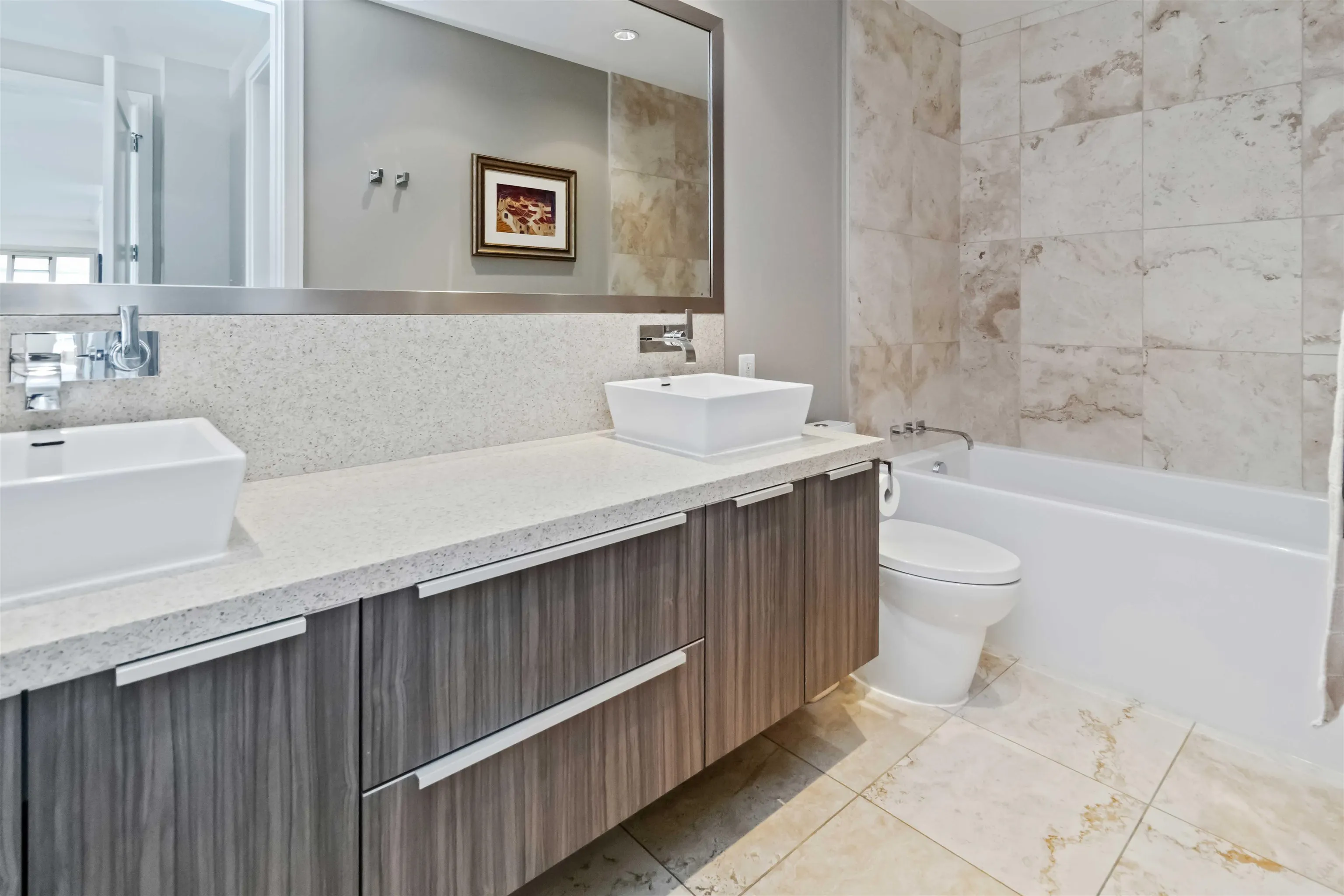 1402 181 W 1st Avenue