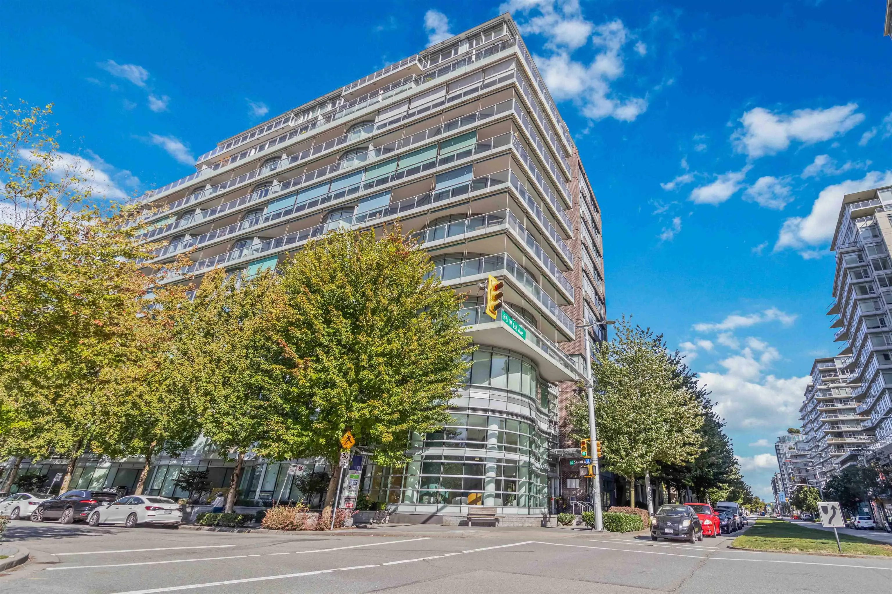 1402 181 W 1st Avenue