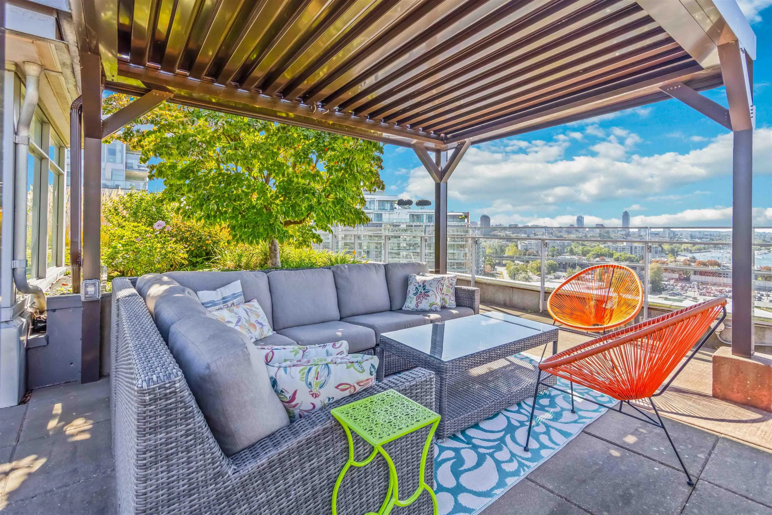 1402 181 W 1st Avenue