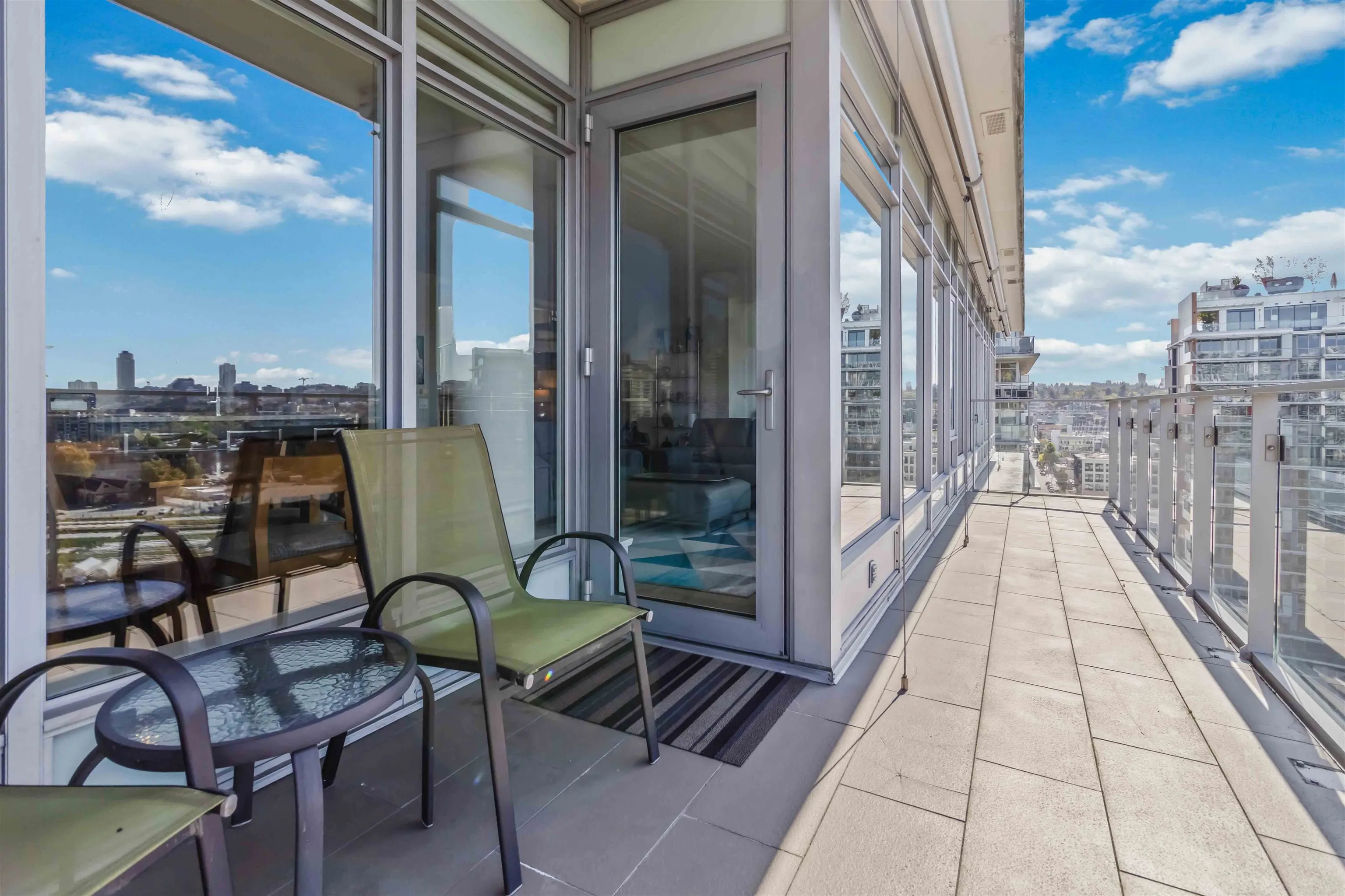 1402 181 W 1st Avenue