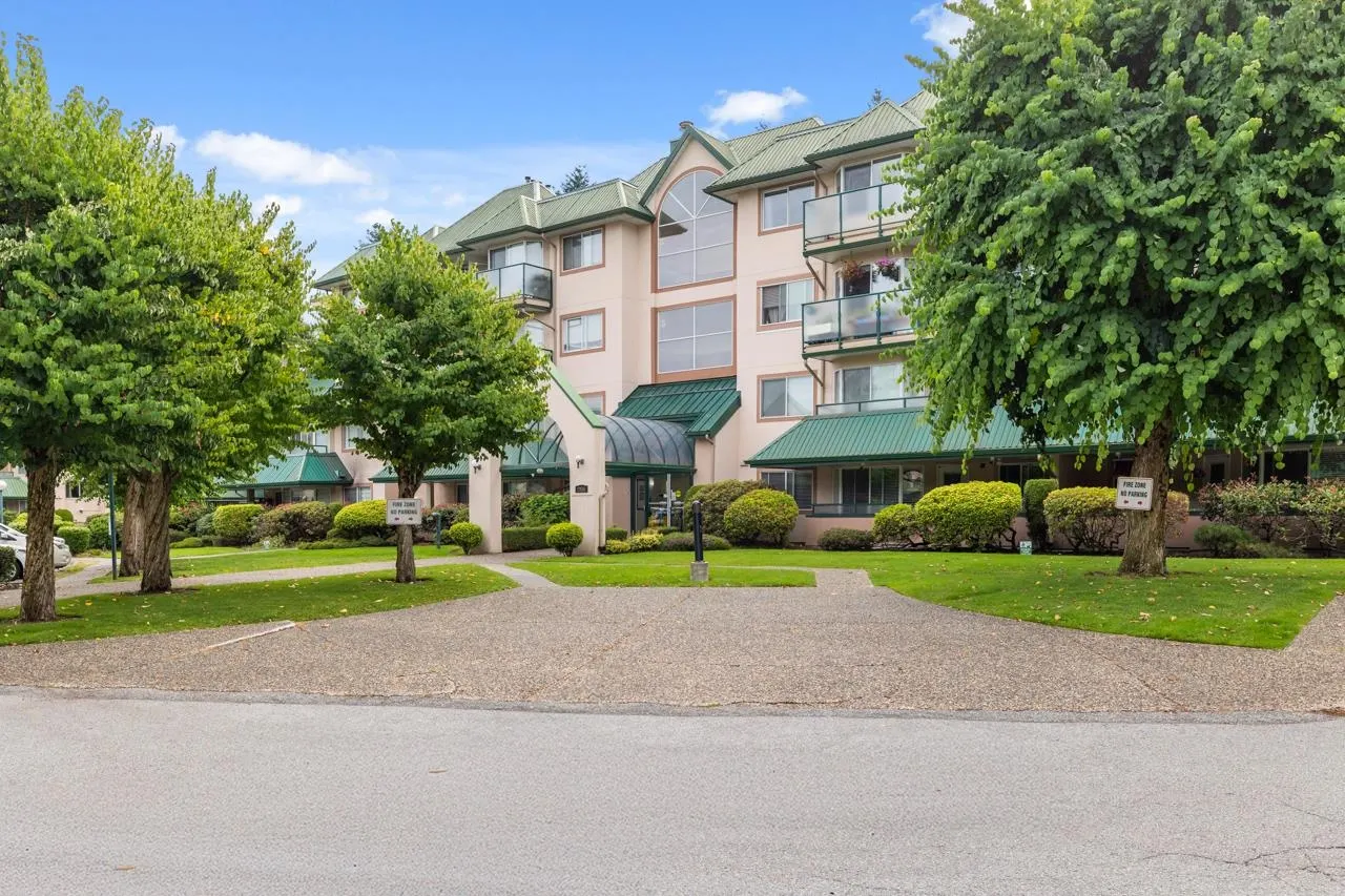 409 2958 Trethewey Street