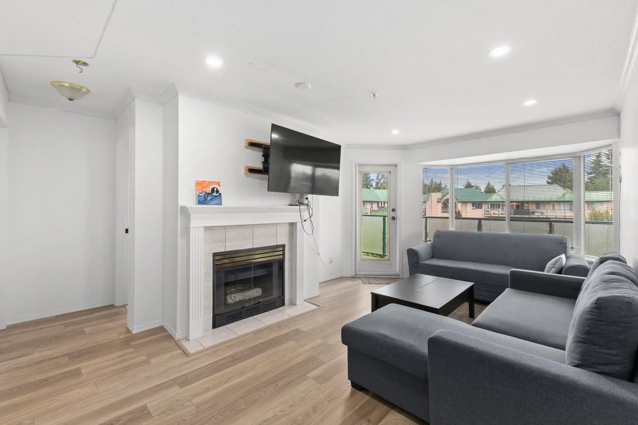 409 2958 Trethewey Street