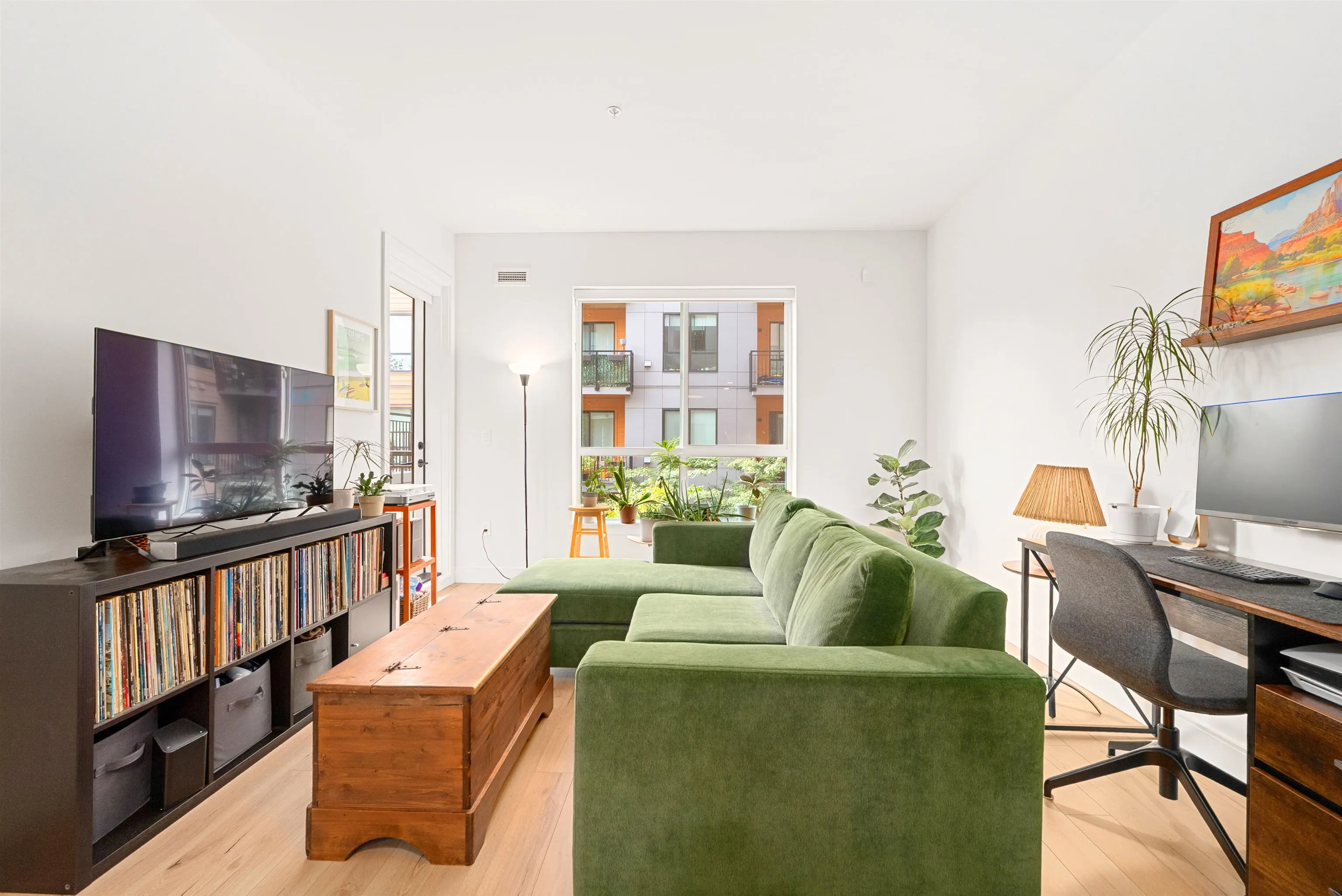 237 55 Klahanie Drive