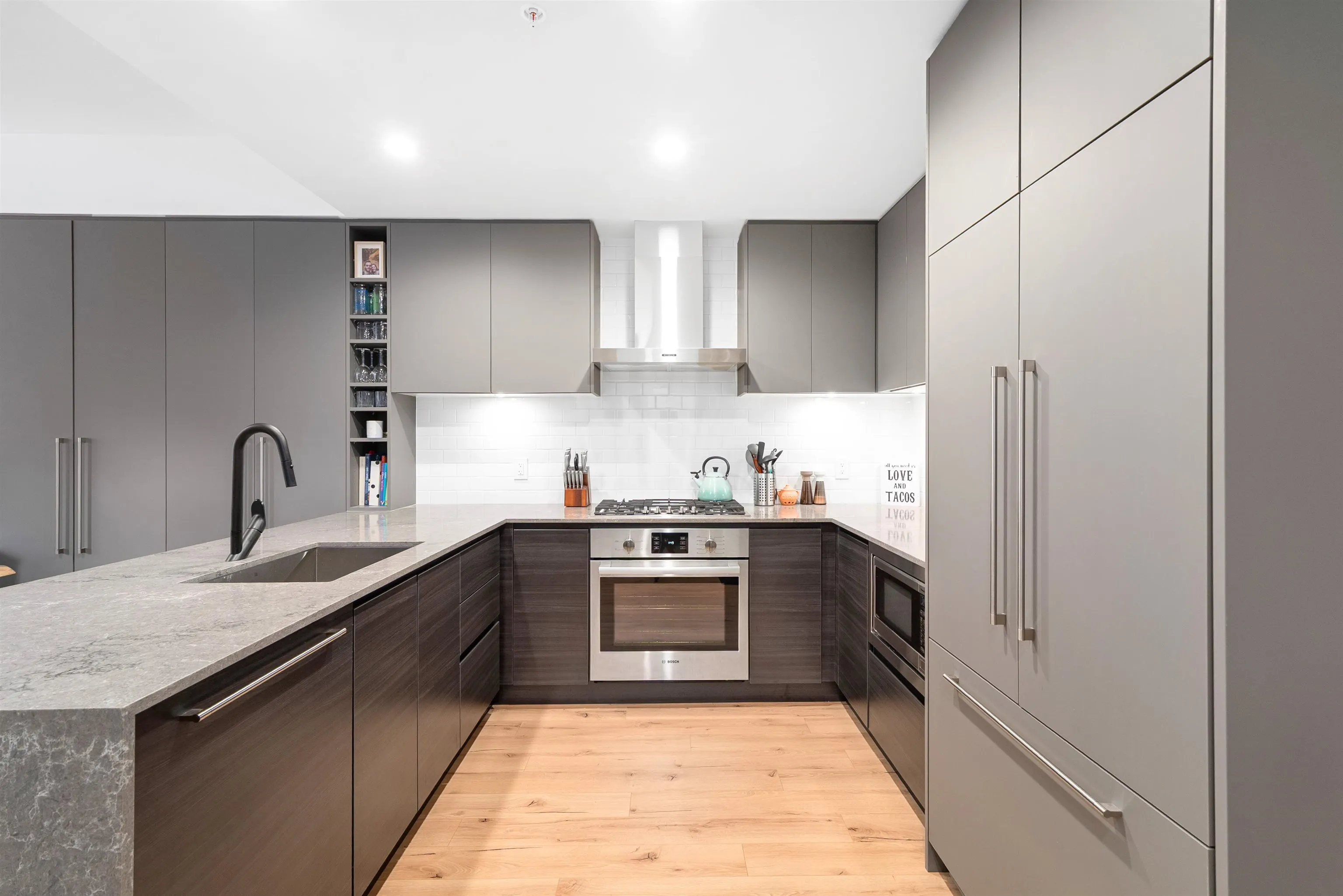 237 55 Klahanie Drive