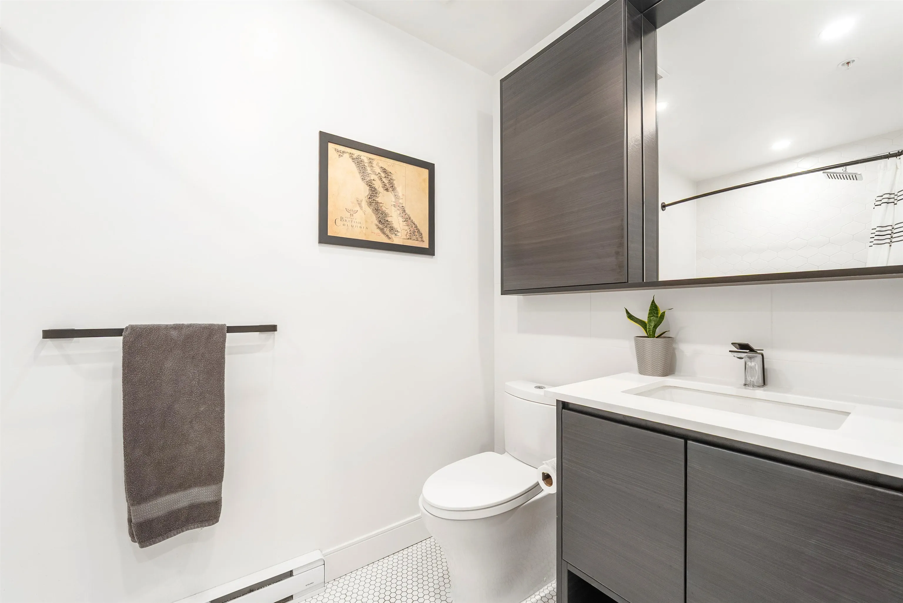 237 55 Klahanie Drive