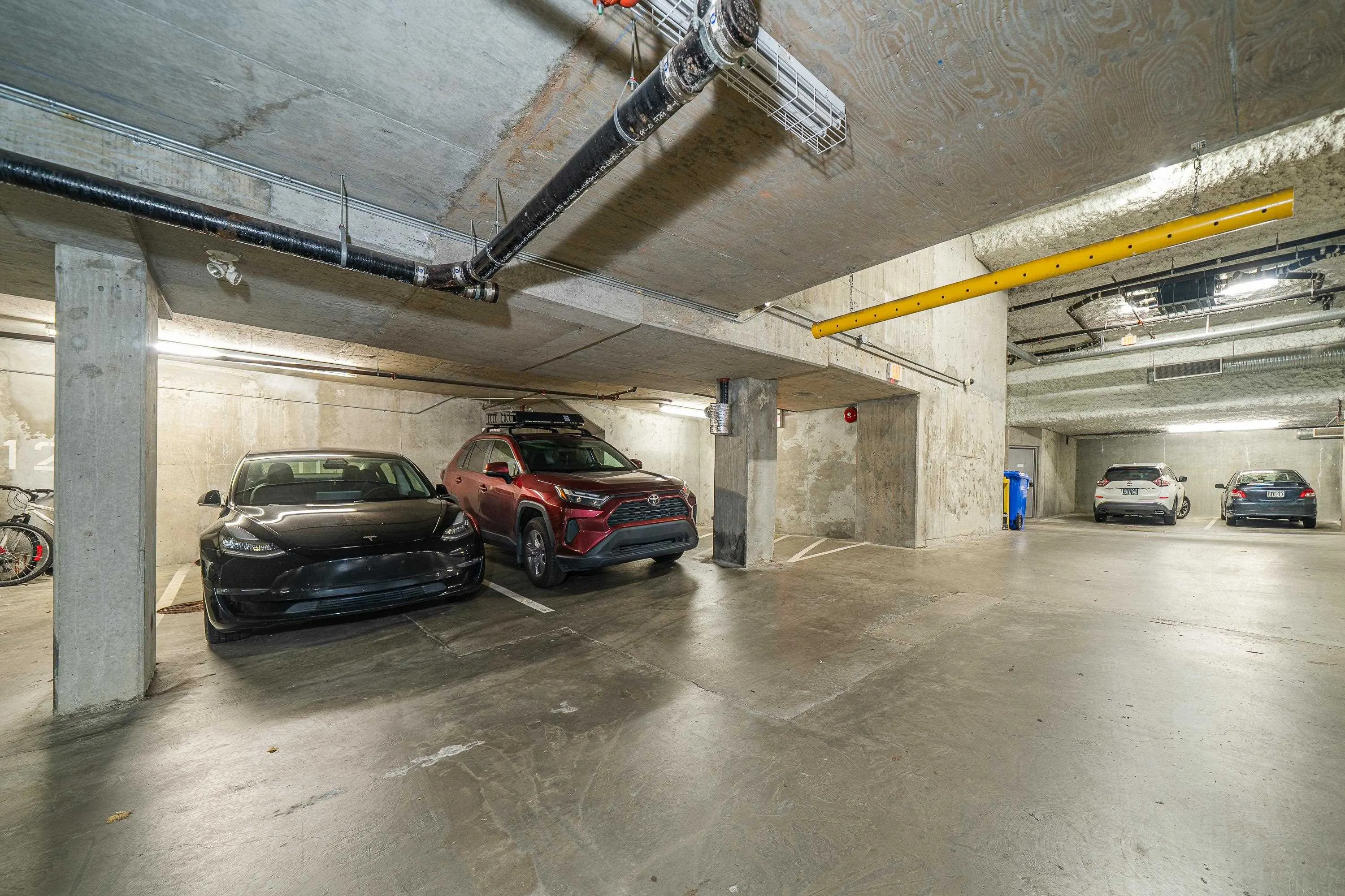 303 22318 Lougheed Highway