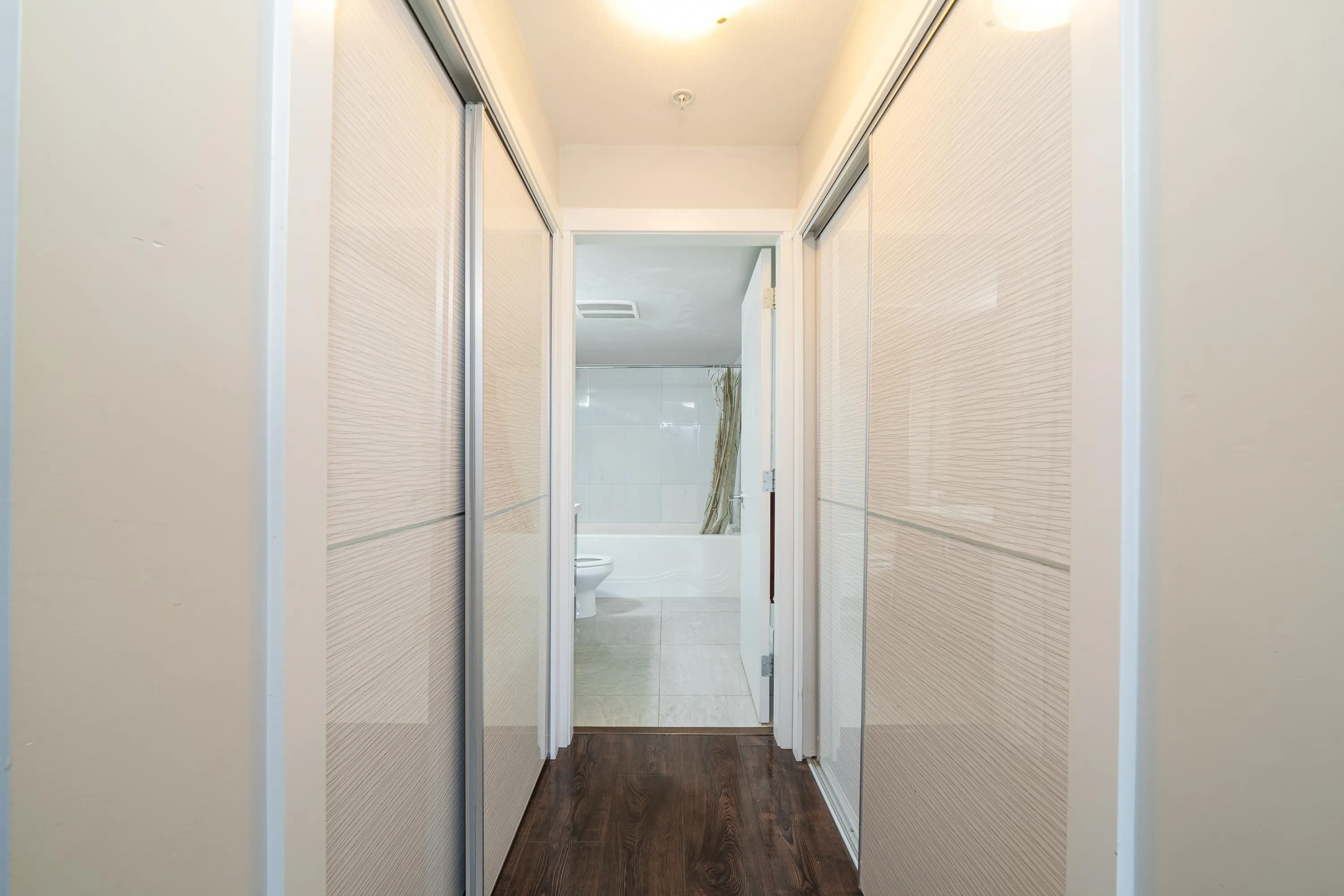 303 22318 Lougheed Highway