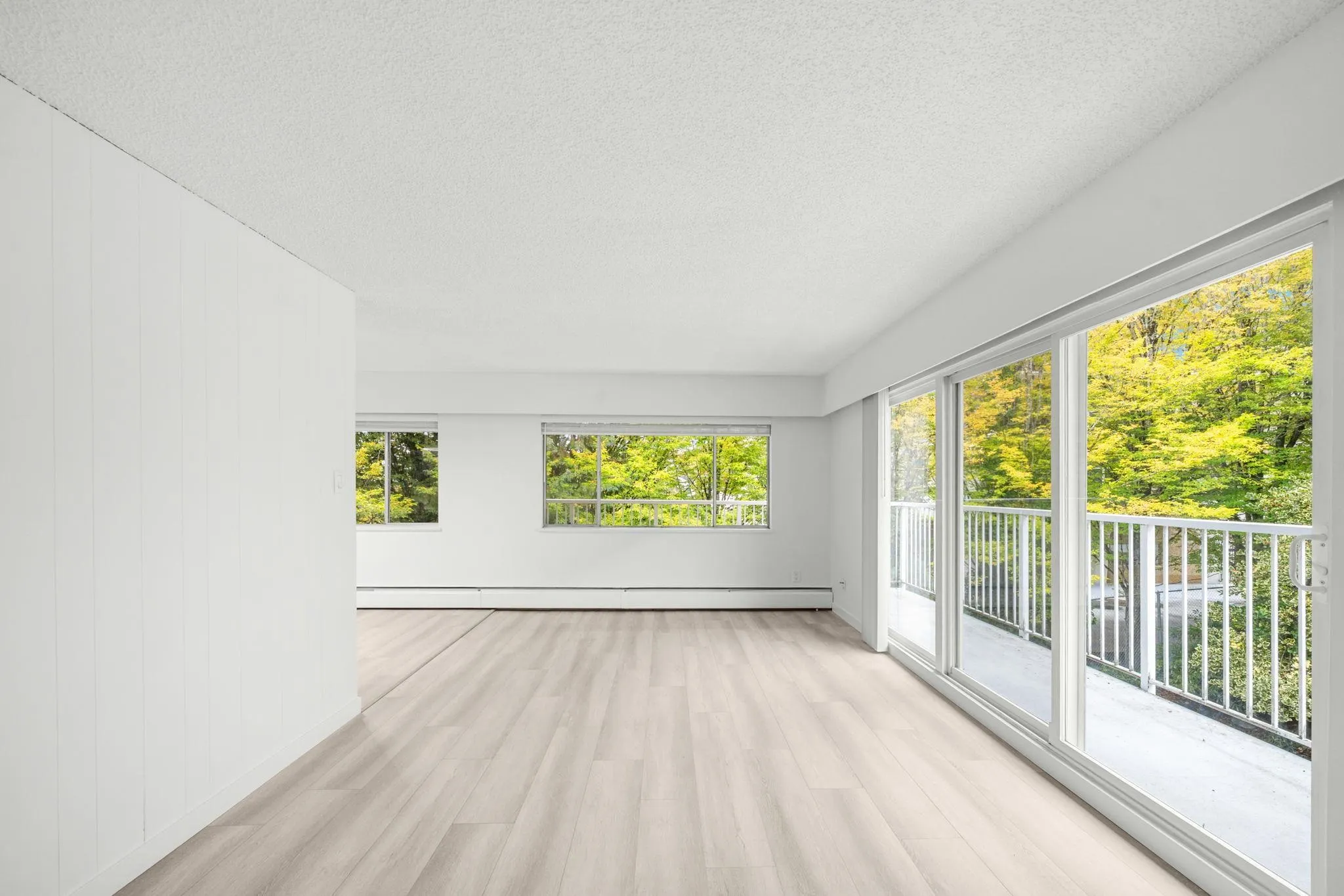 202 815 Fourth Avenue