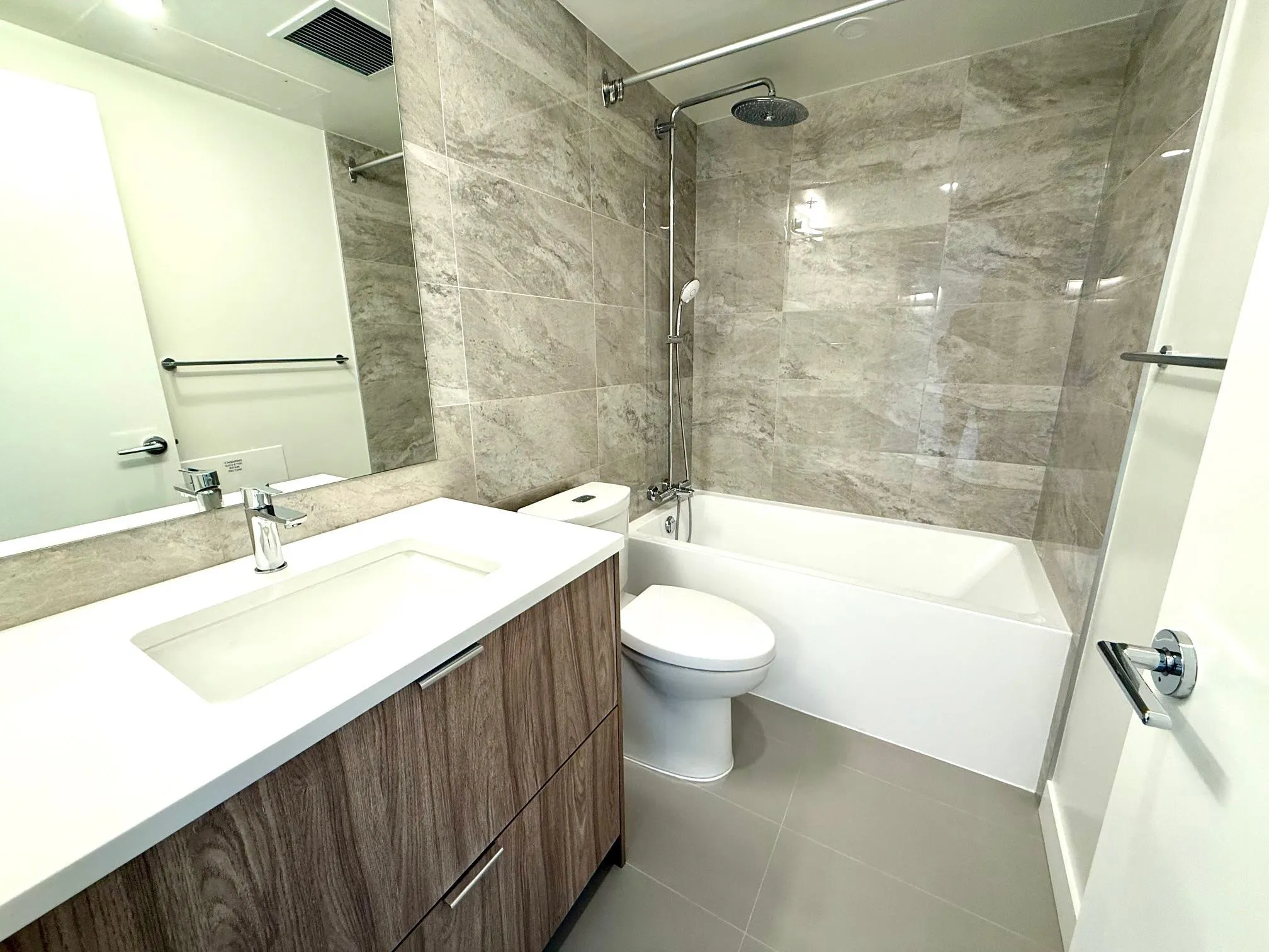 1103 13675 107a Avenue