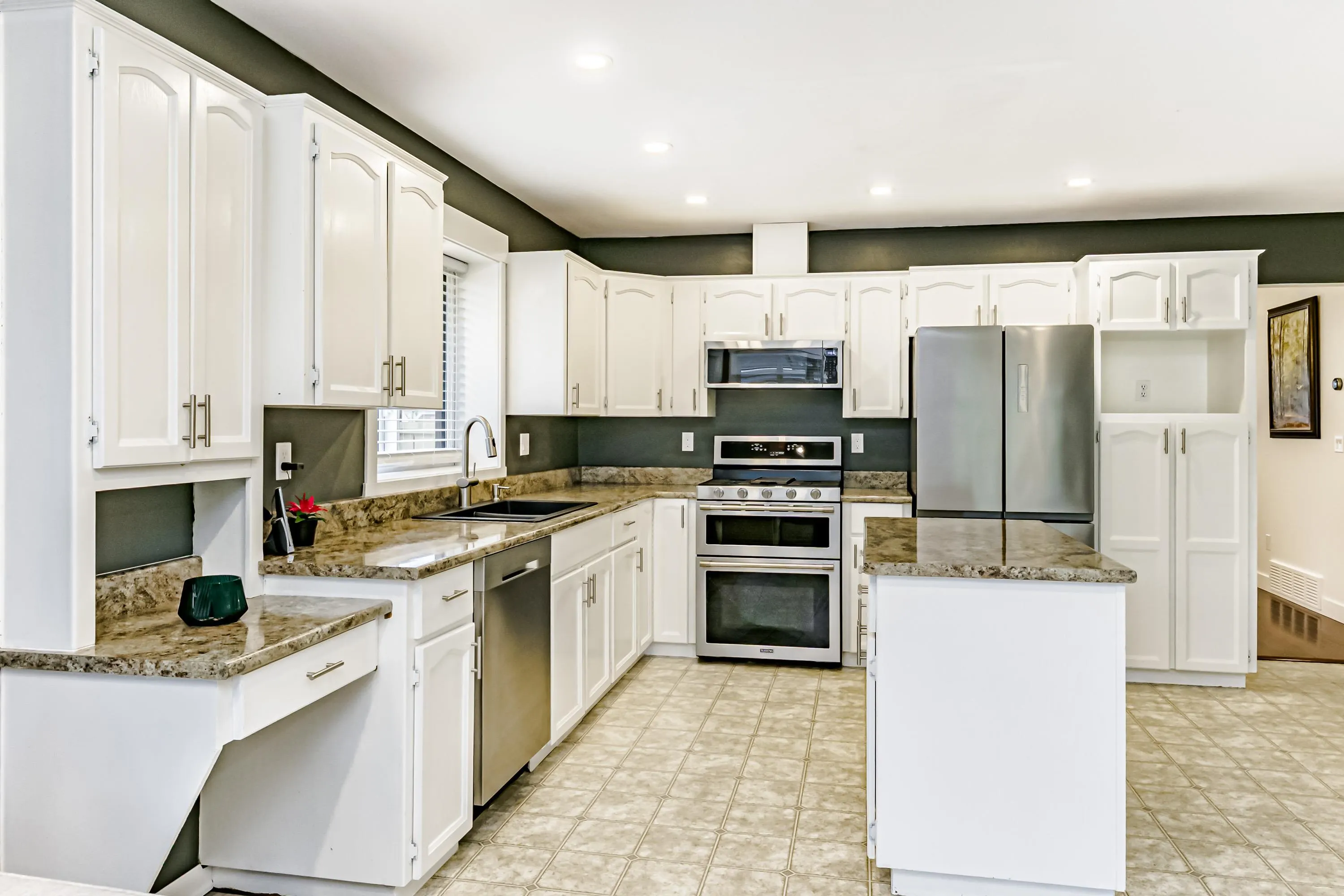 45169 Cumberland Avenue