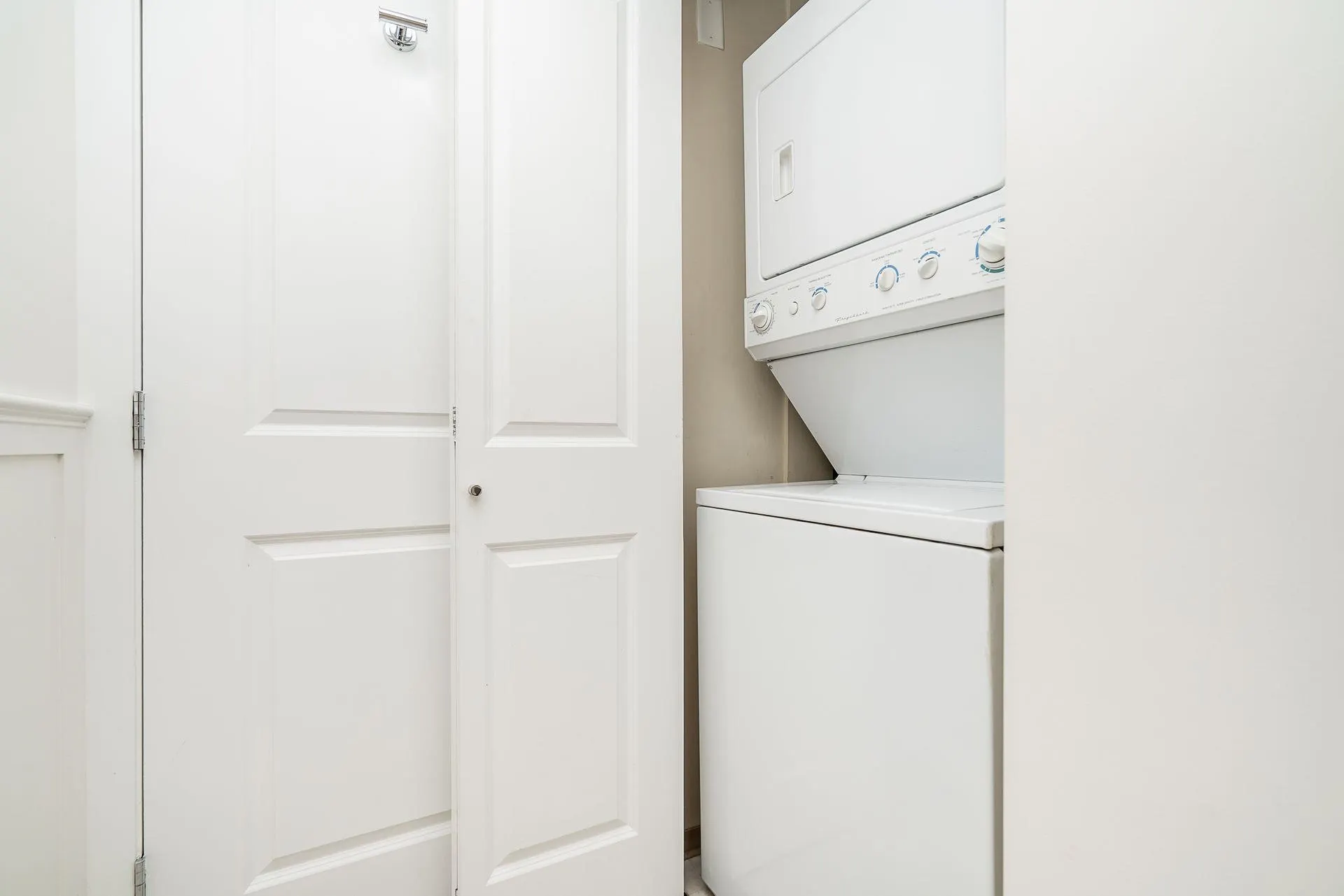 601 1001 Richards Street