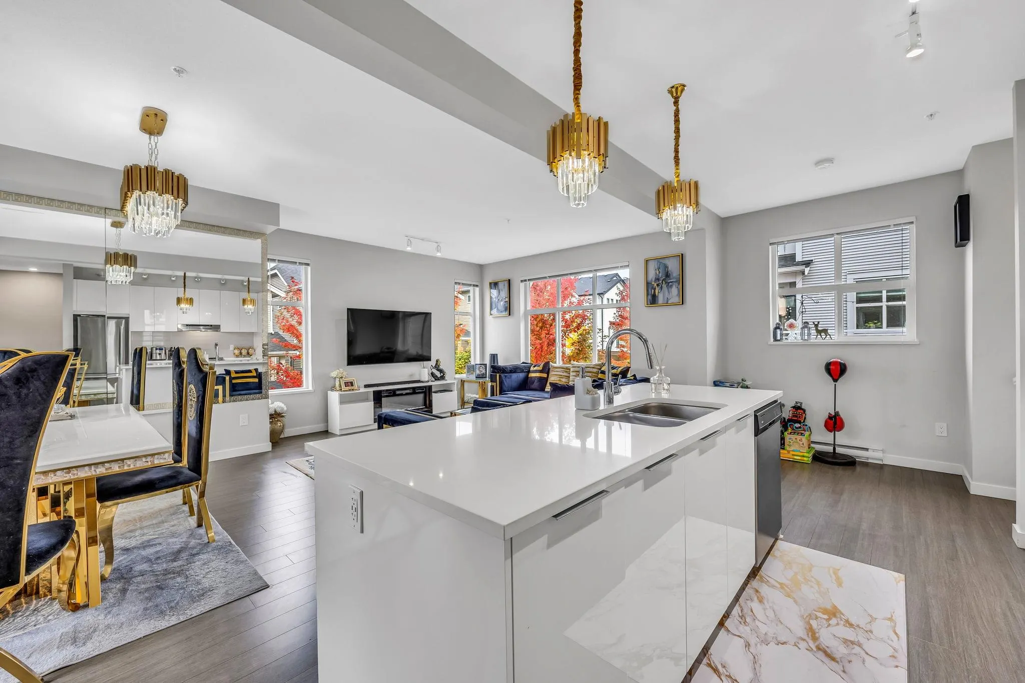 1505 11295 Pazarena Place