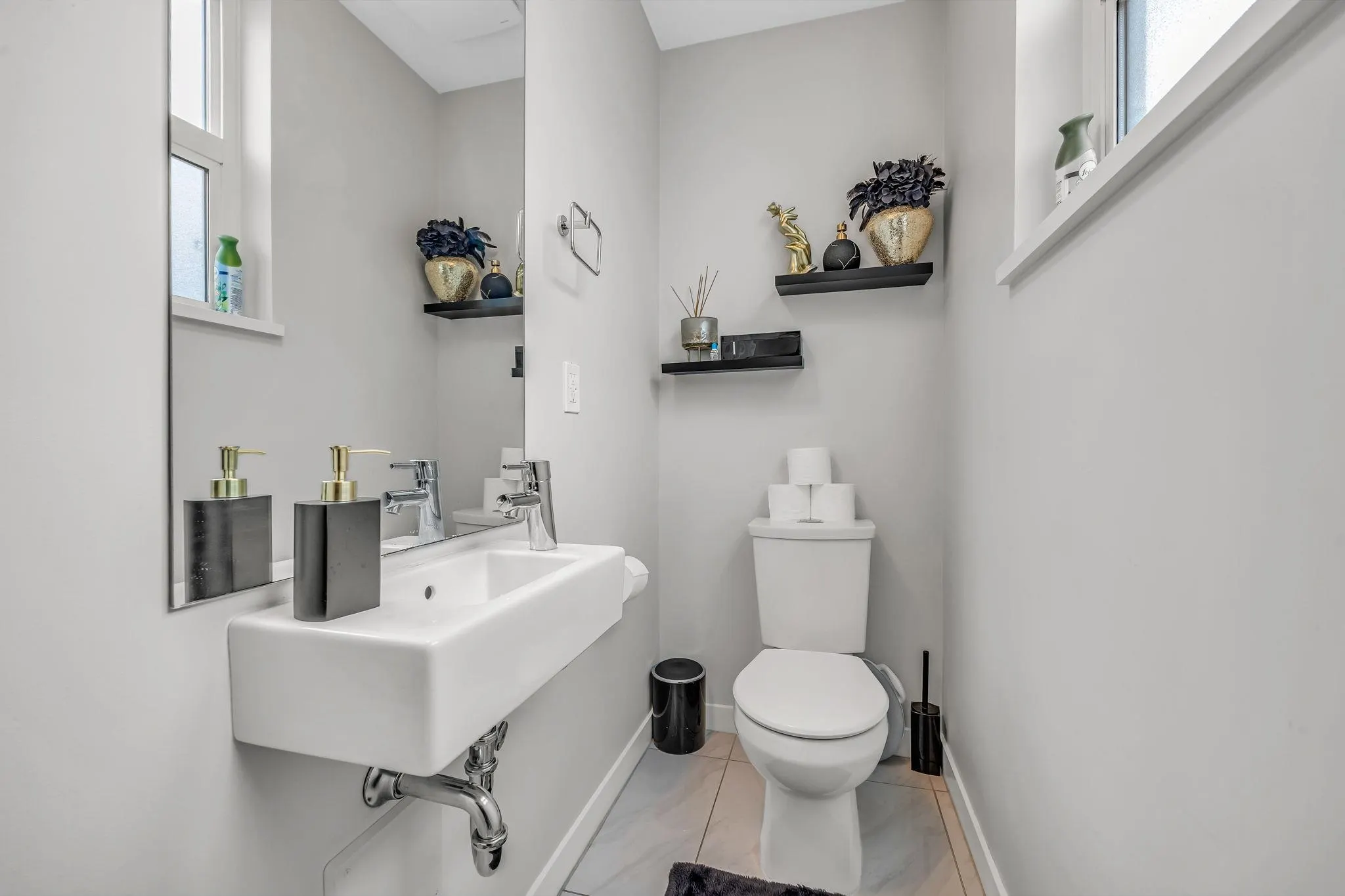 1505 11295 Pazarena Place