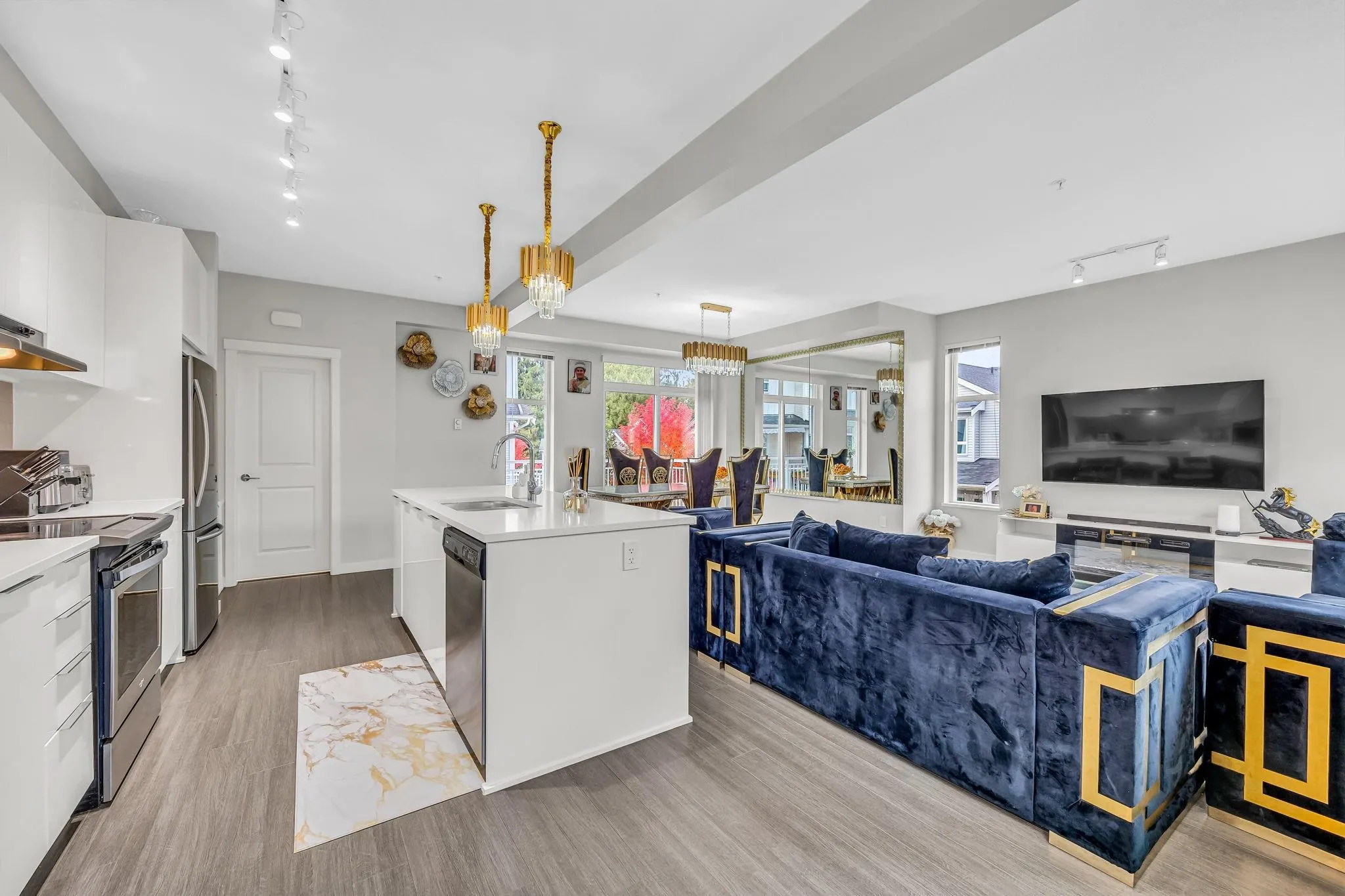 1505 11295 Pazarena Place