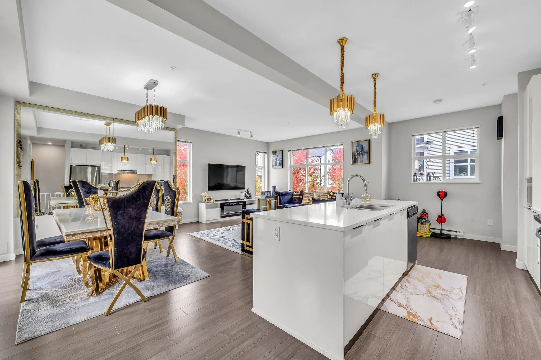 1505 11295 Pazarena Place