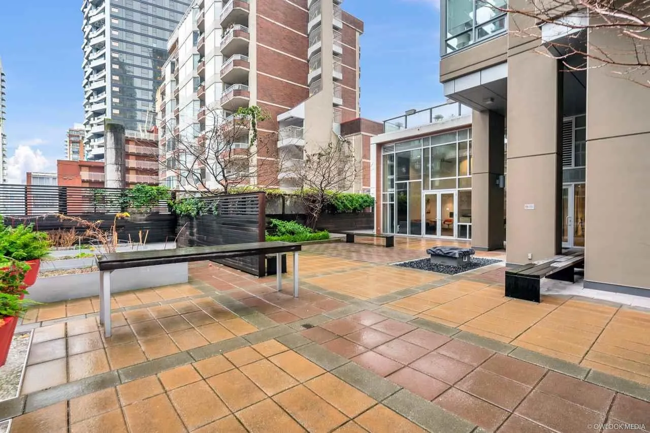 1703 1308 Hornby Street