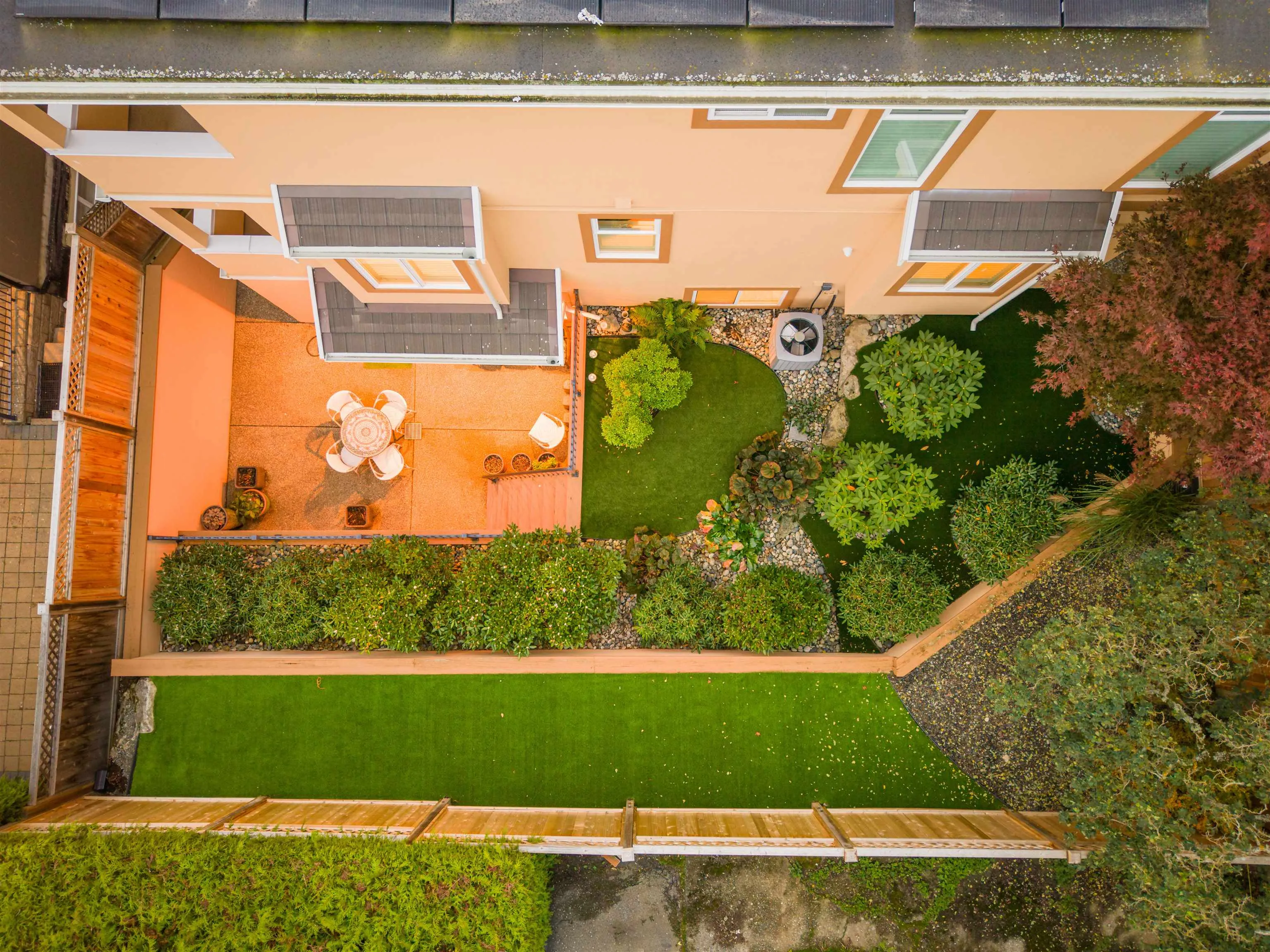 15781 Pacific Avenue