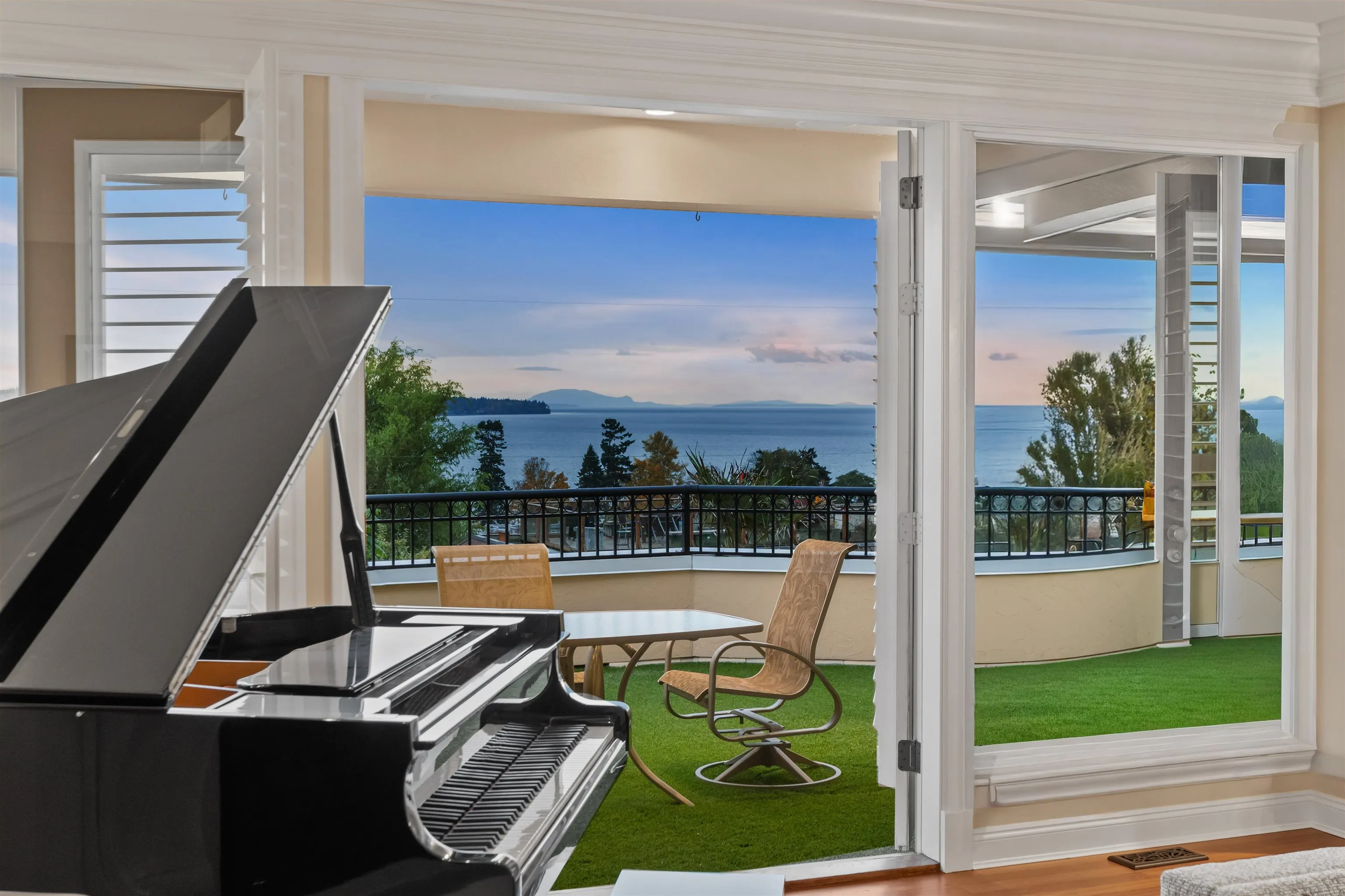 15781 Pacific Avenue