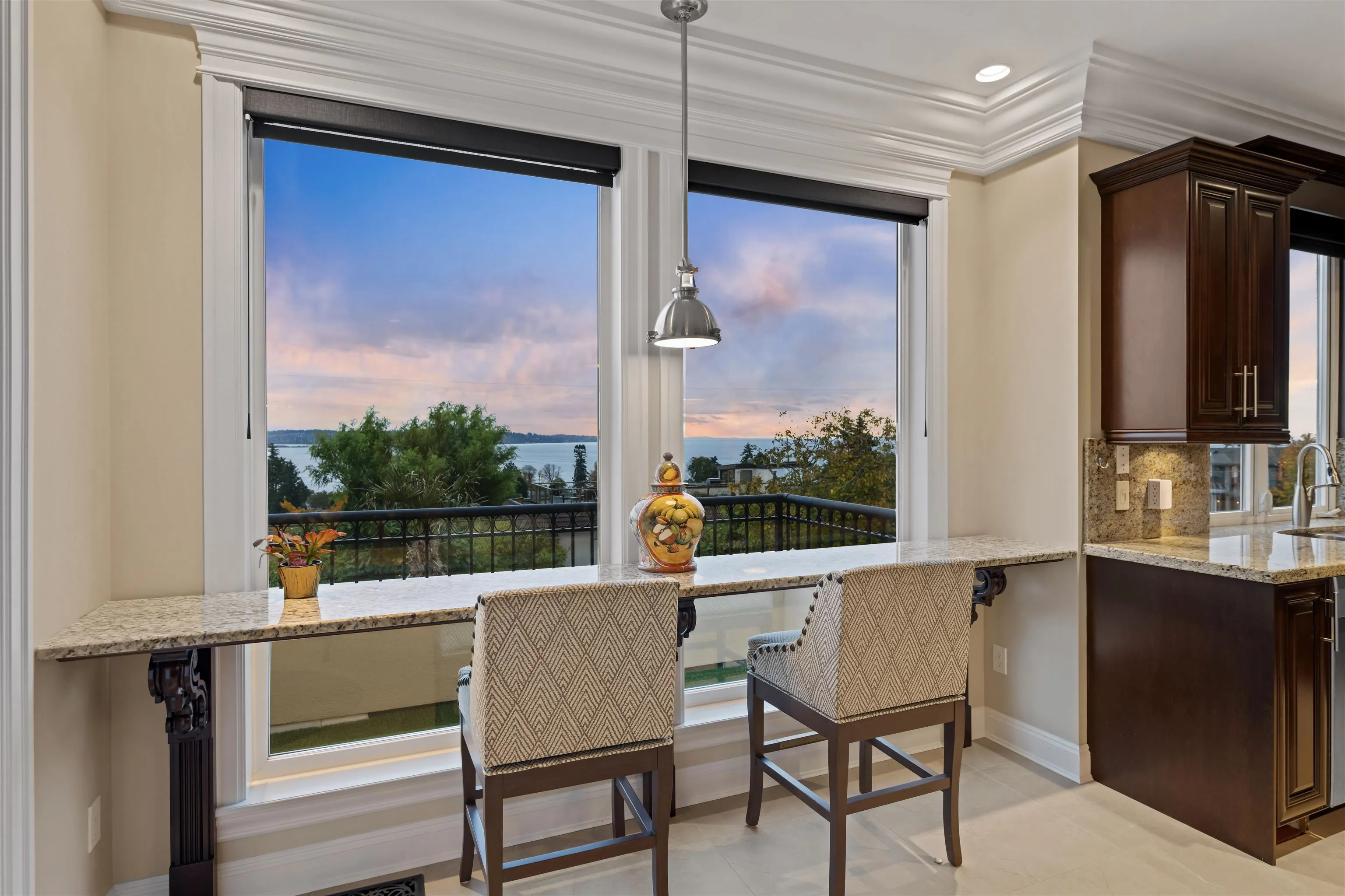 15781 Pacific Avenue