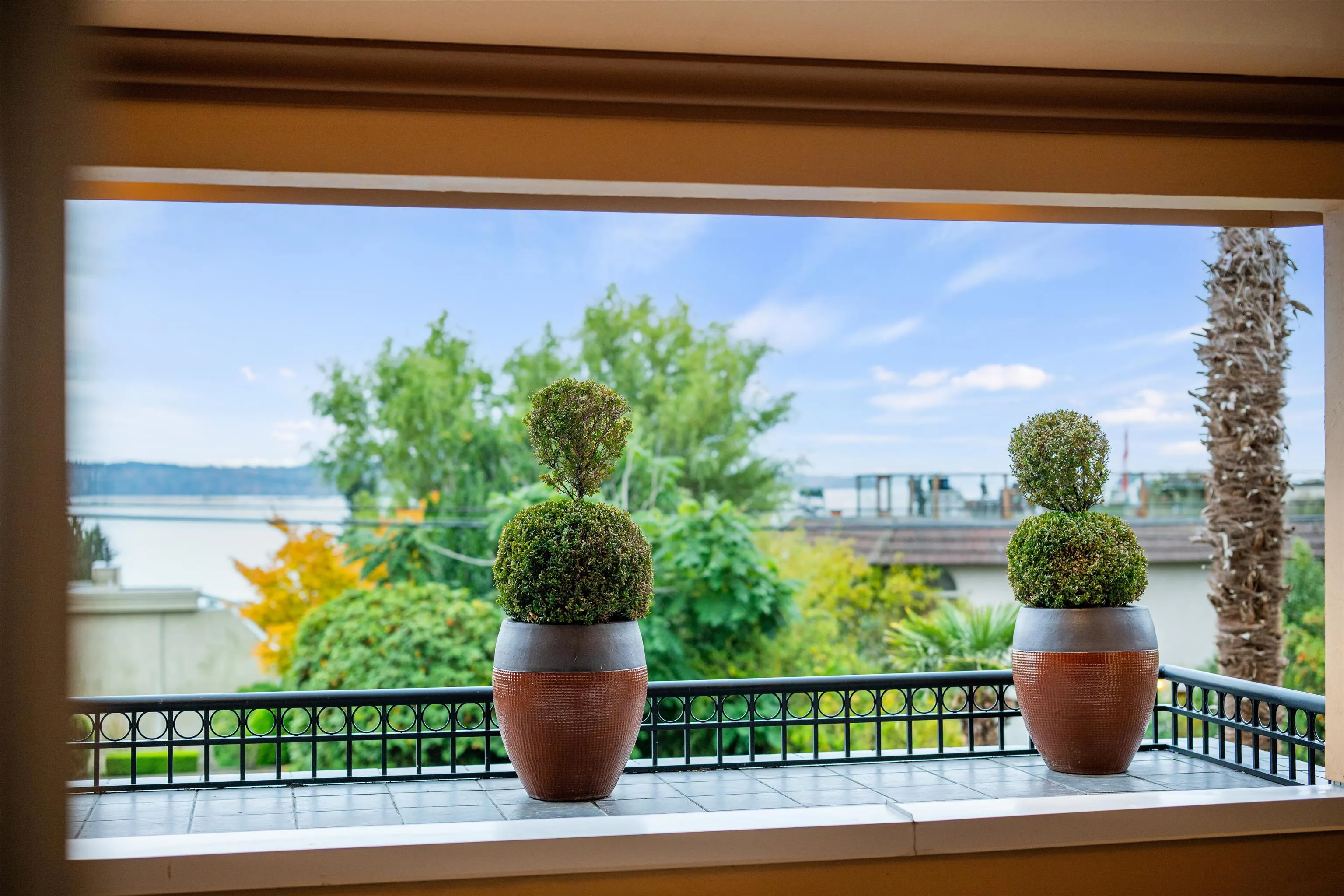 15781 Pacific Avenue