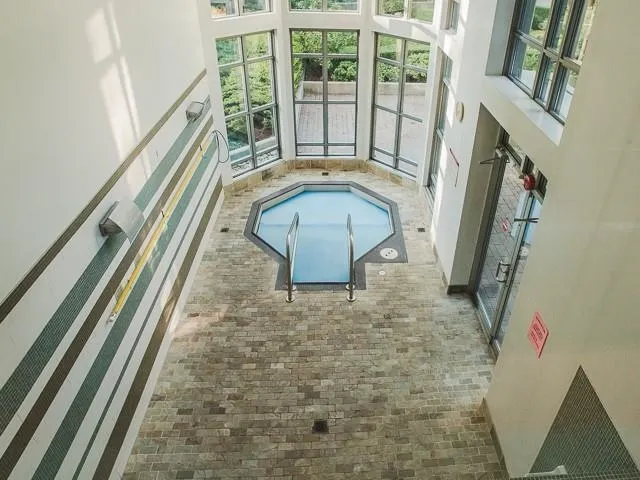 1206 1005 Beach Avenue