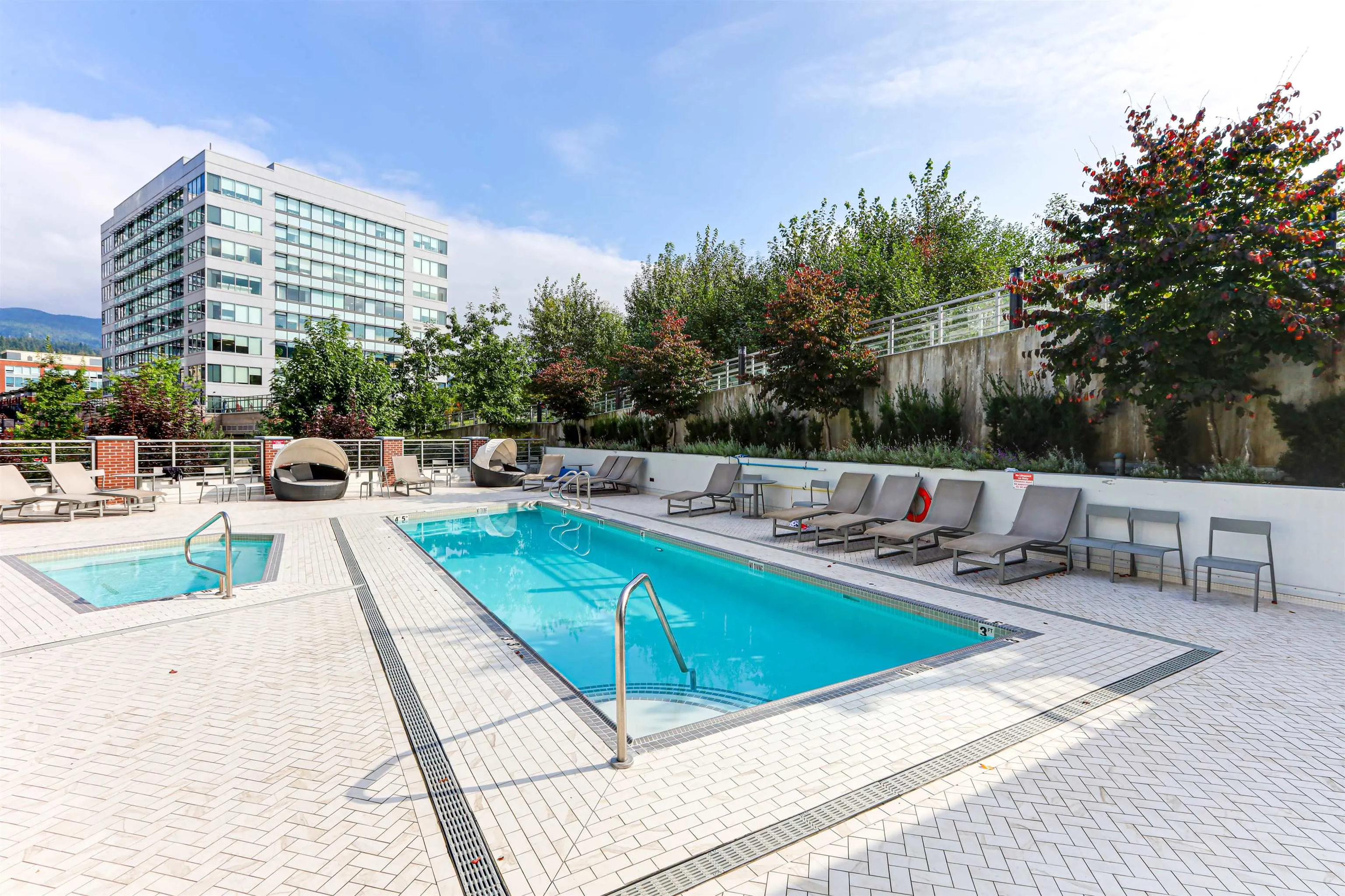 804 305 Morrissey Road