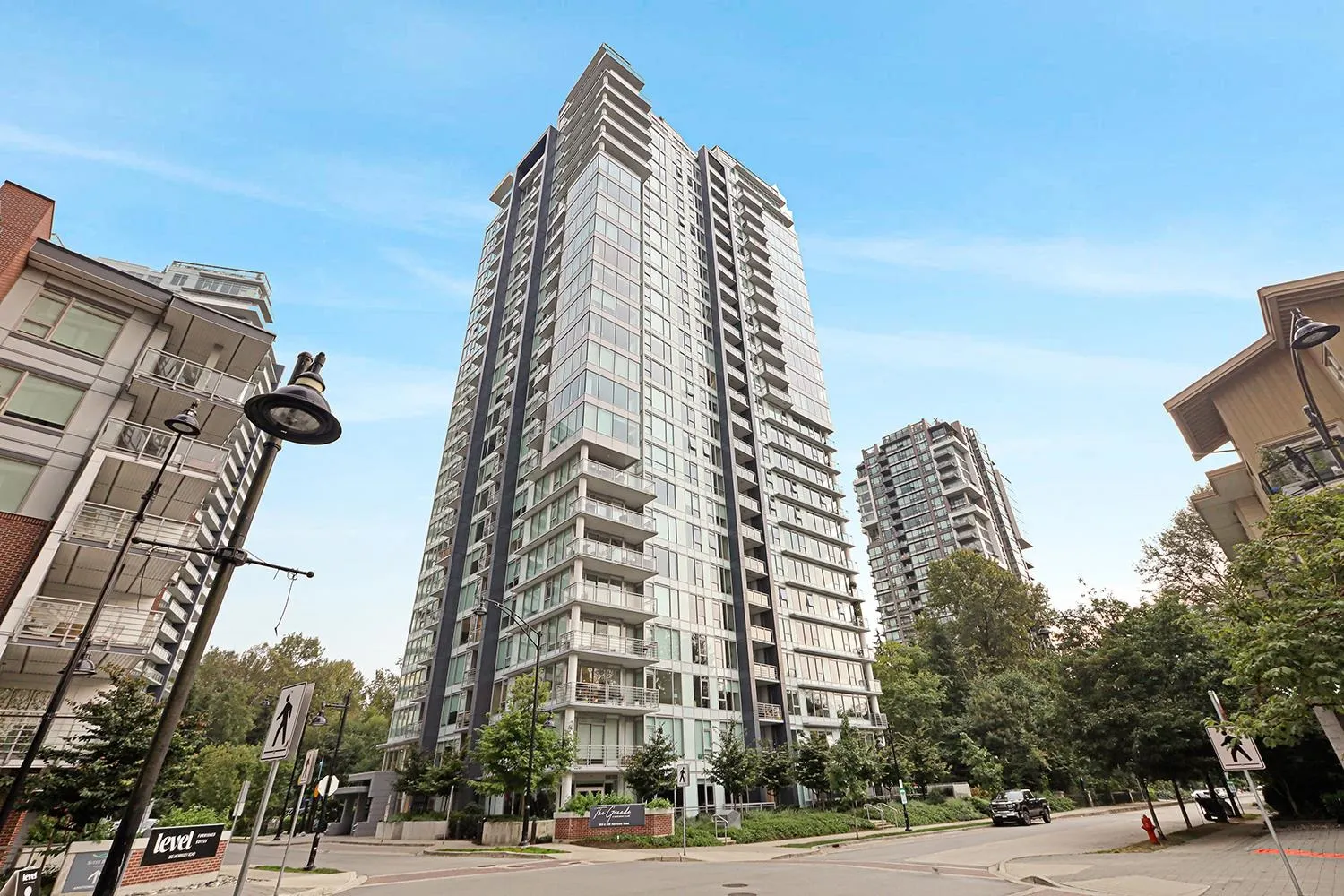 804 305 Morrissey Road