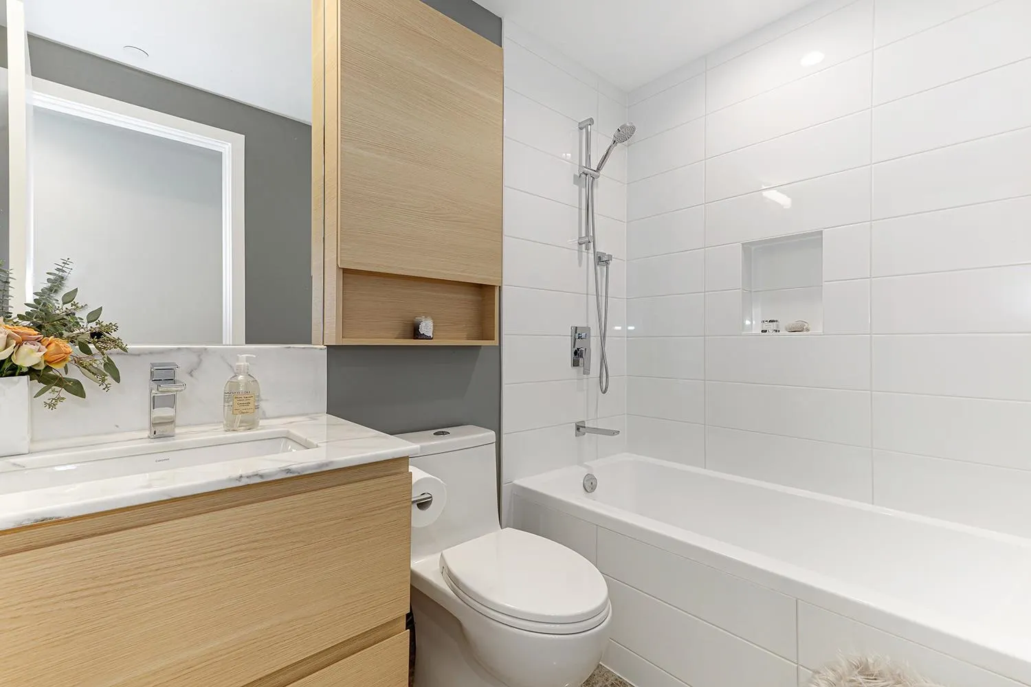 804 305 Morrissey Road