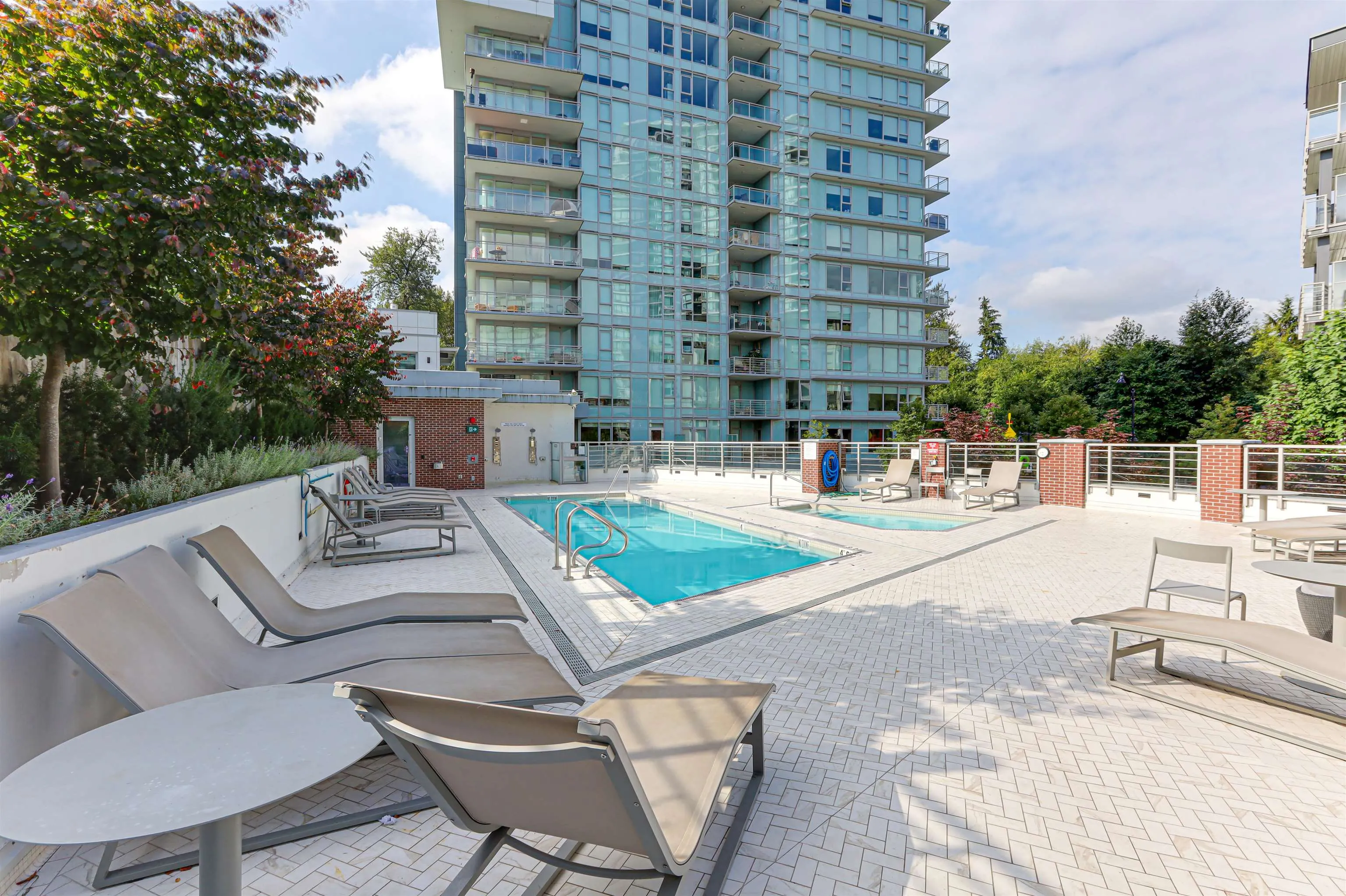 804 305 Morrissey Road