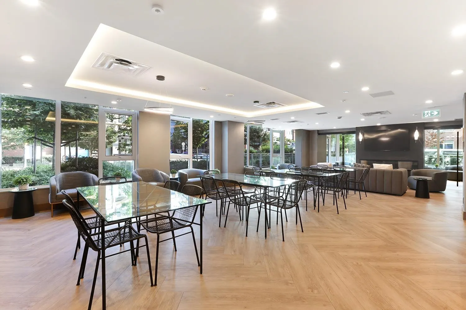 804 305 Morrissey Road